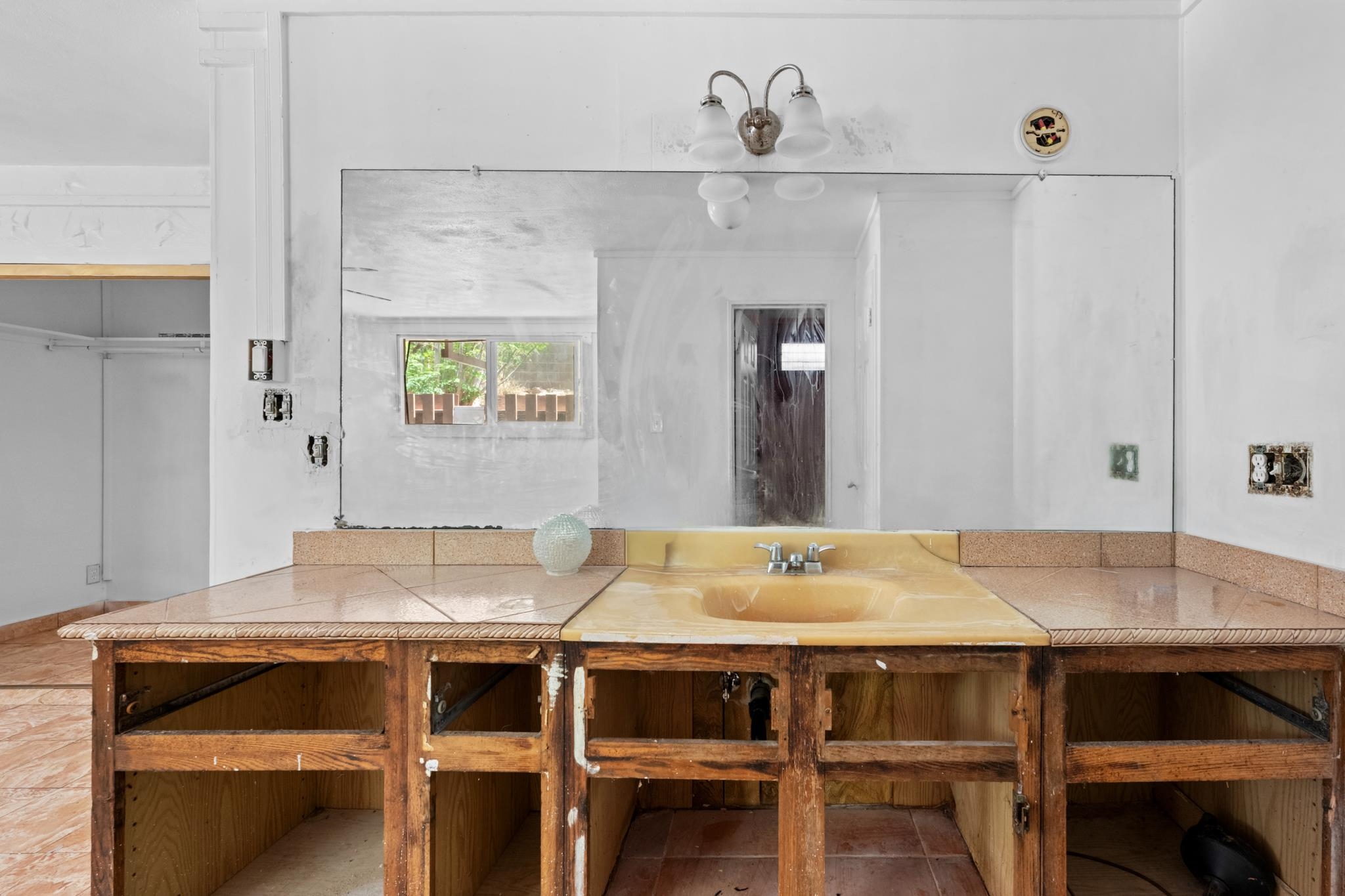 709  Kaimana Pl , Kahului home - photo 16 of 49