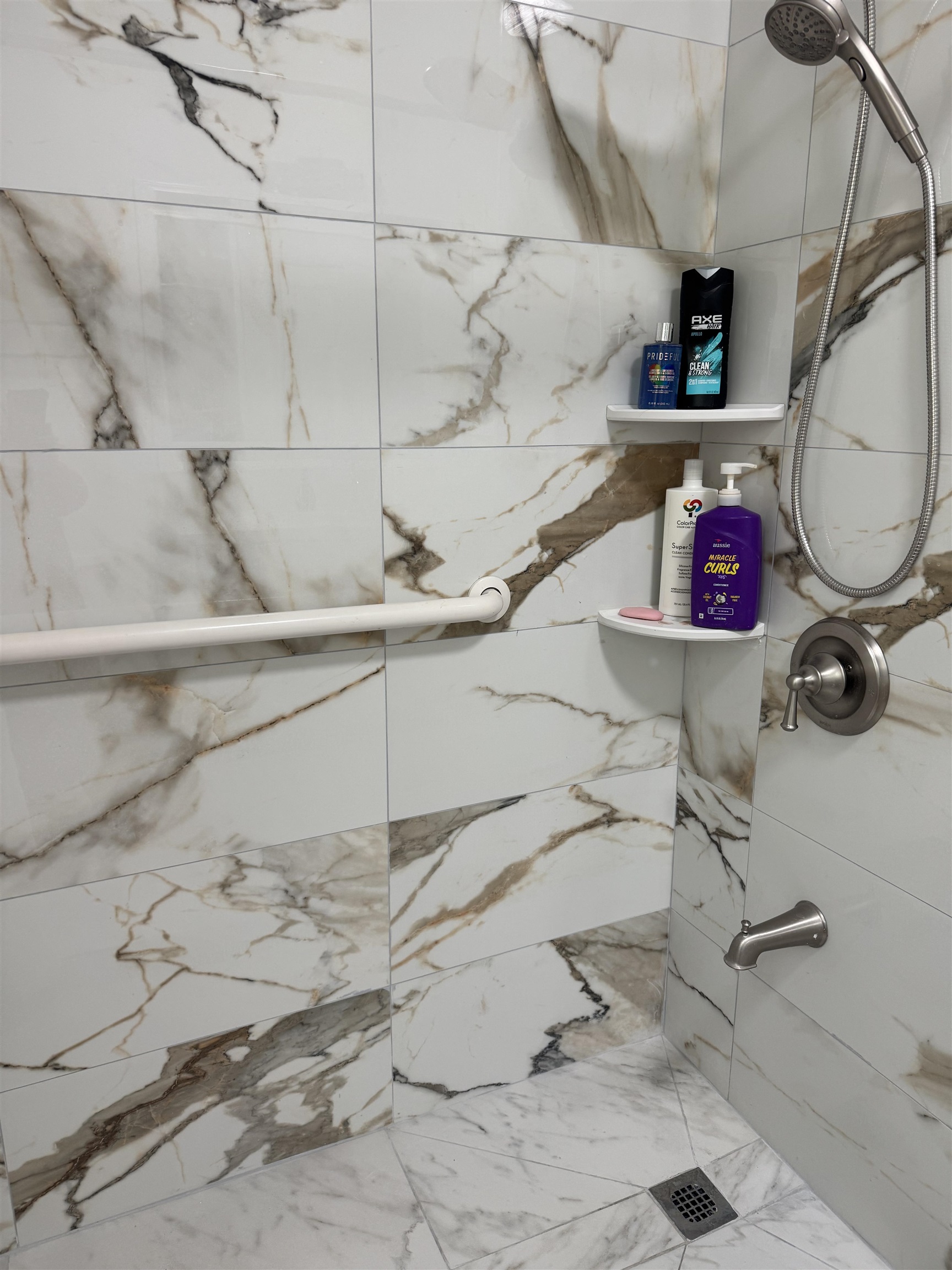 709  Kaimana Pl , Kahului home - photo 26 of 41