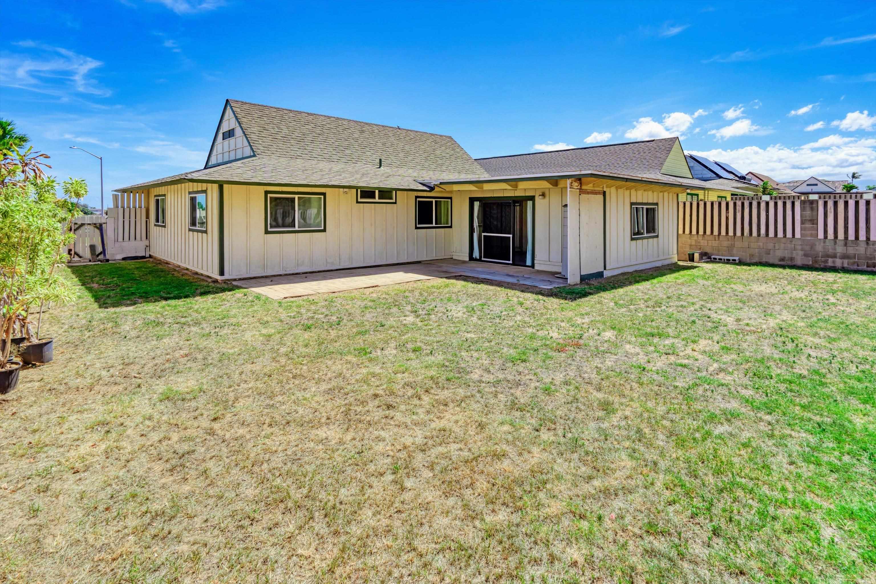 709  Kaulu Pl , Kahului home - photo 28 of 32