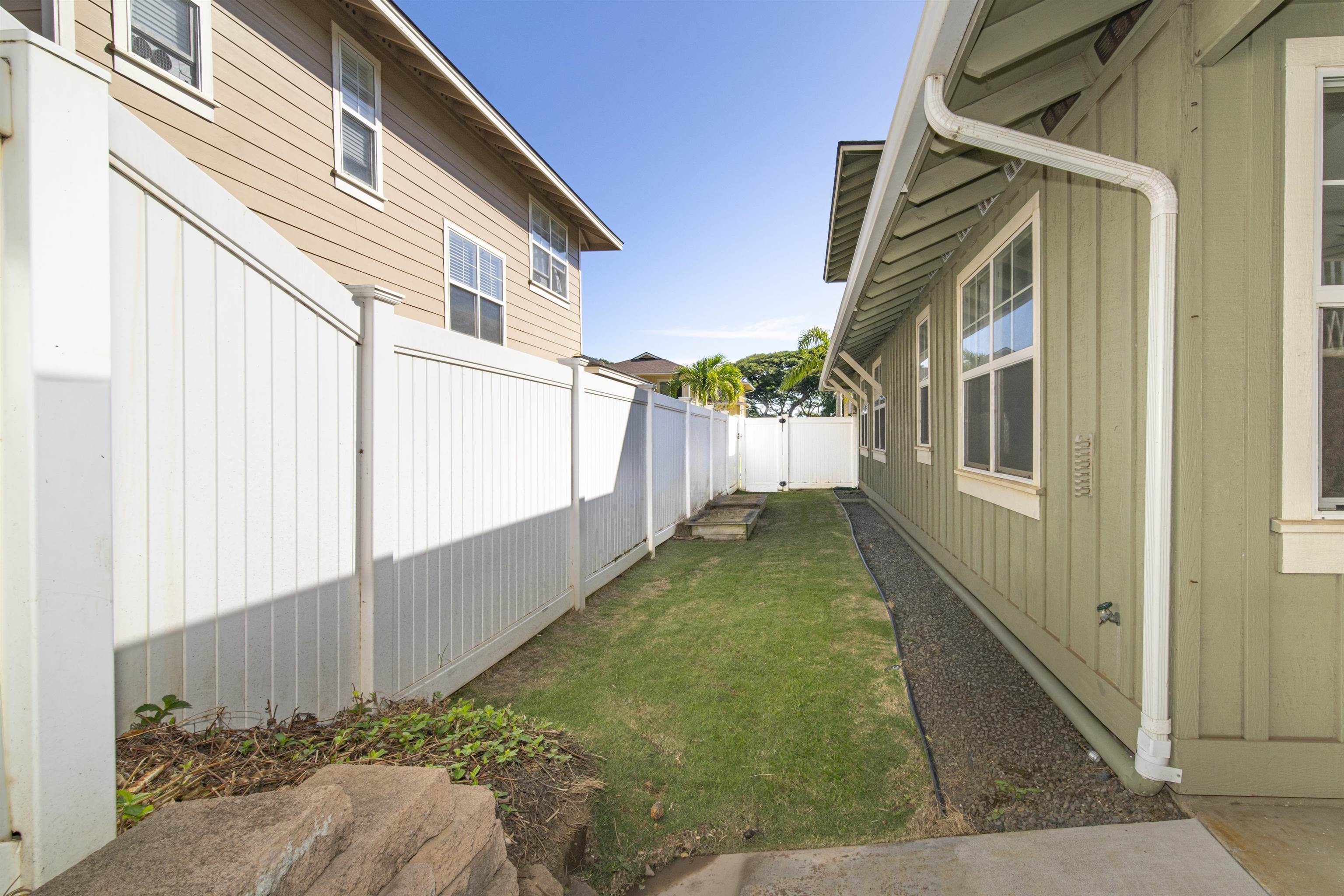 71  Kumulaau Ohia Loop Kehalani, Wailuku home - photo 38 of 42