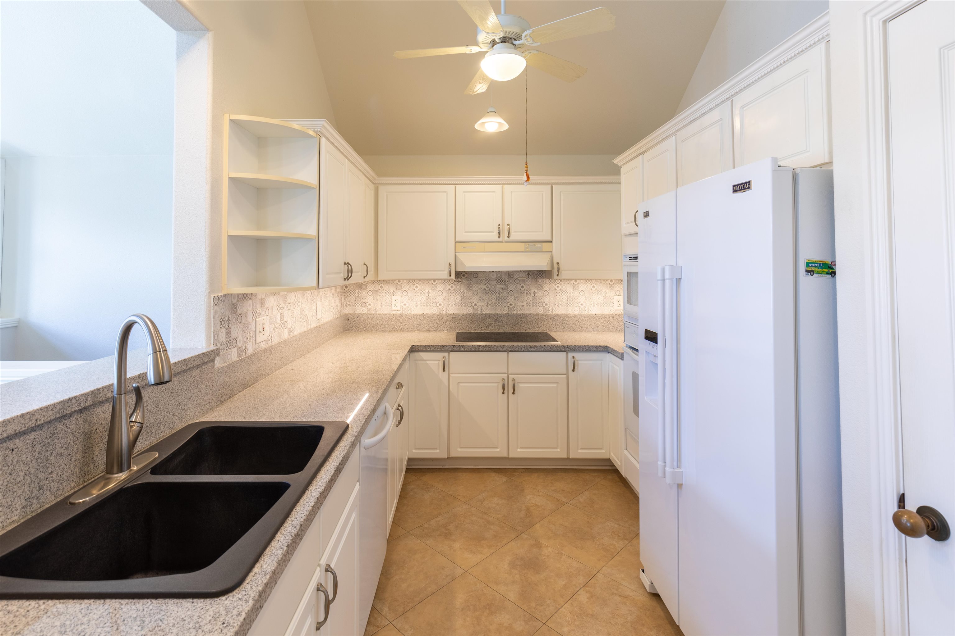 Gardens Upcountry condo # 2, Pukalani, Hawaii - photo 13 of 33