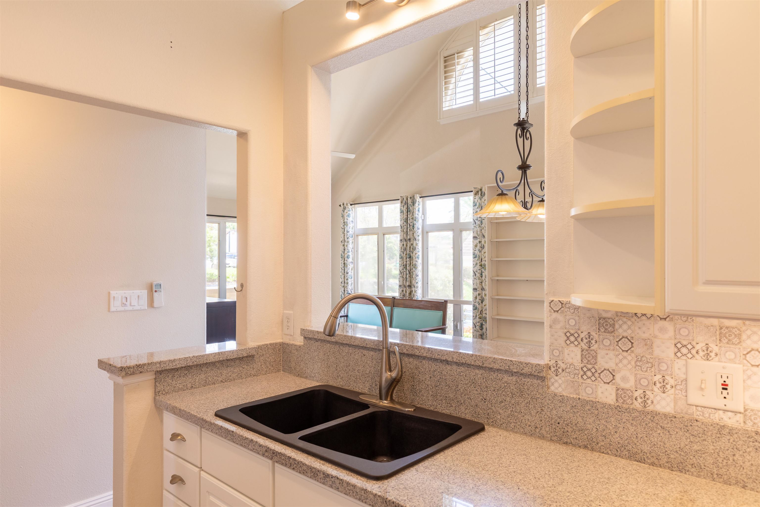 Gardens Upcountry condo # 2, Pukalani, Hawaii - photo 16 of 33