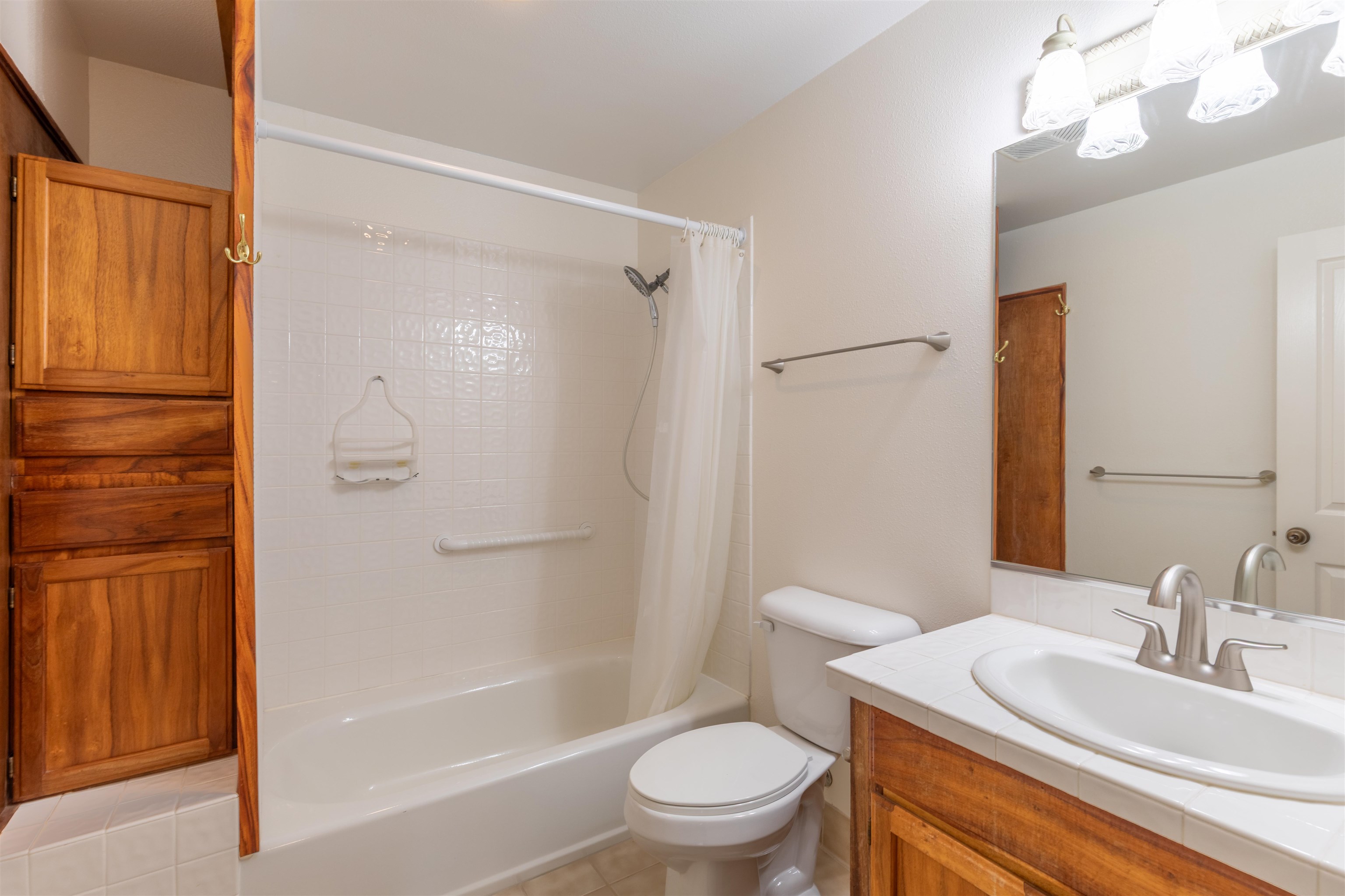 Gardens Upcountry condo # 2, Pukalani, Hawaii - photo 20 of 33