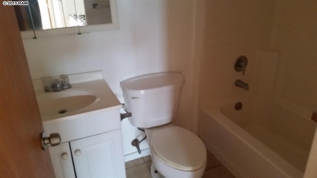 71  Nano St , Kahului home - photo 5 of 29