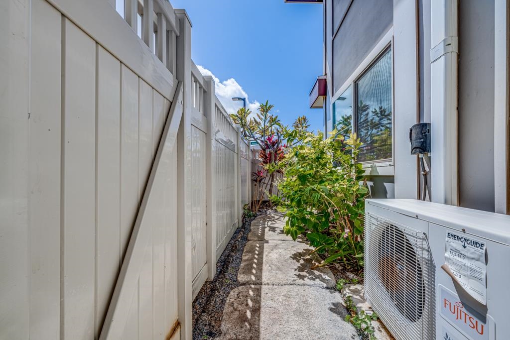 Townhomes at Kamalani condo # 2001, Kihei, Hawaii - photo 13 of 25