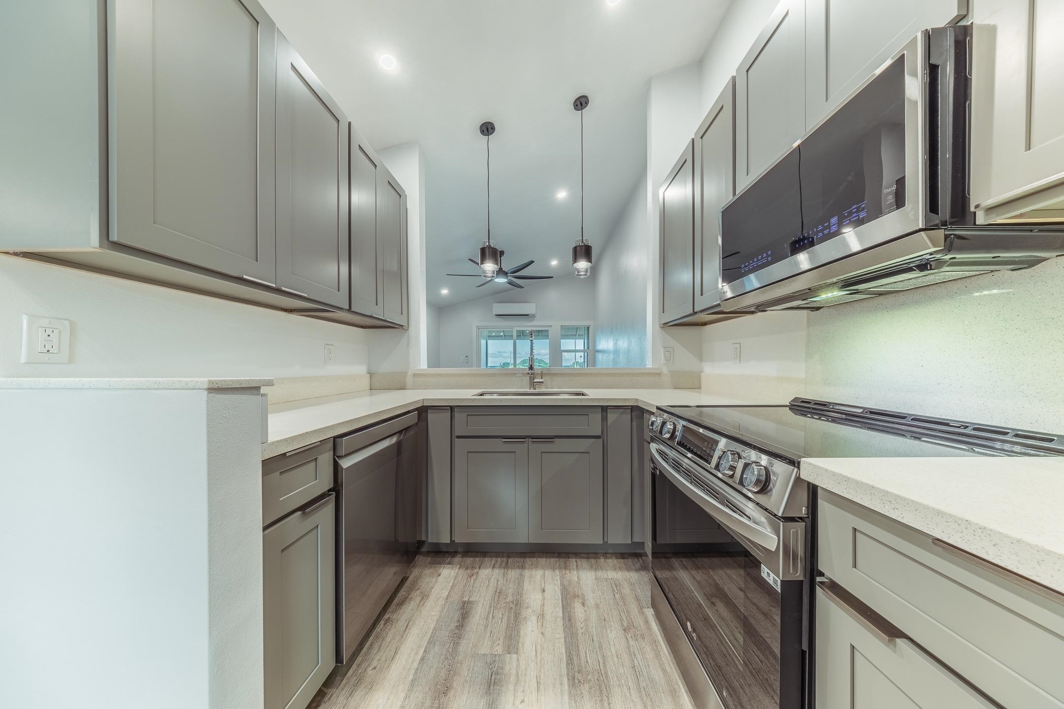 Iao Parkside IV-A condo # 35-203, Wailuku, Hawaii - photo 4 of 22