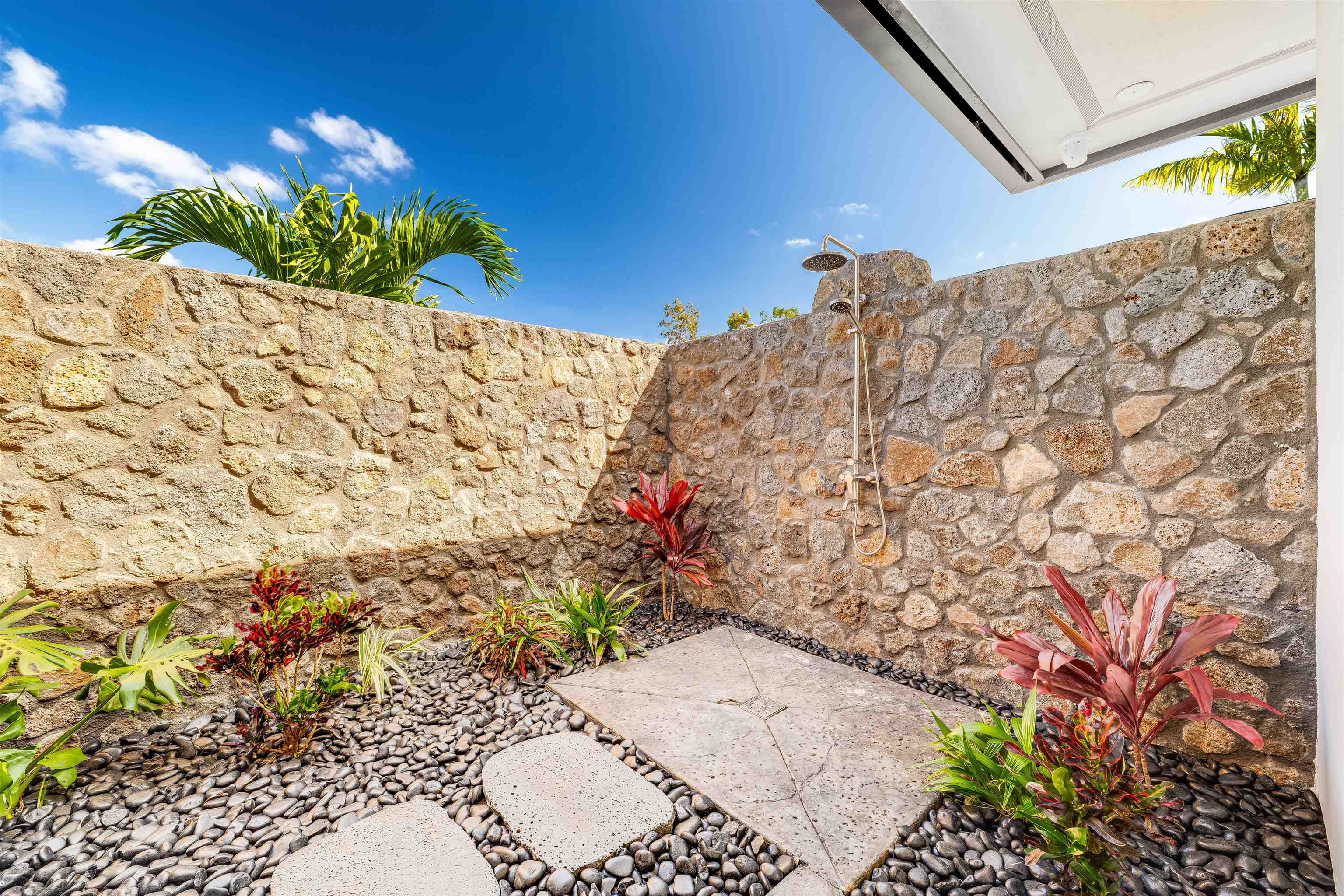 710  Mahana Ridge St Kapalua, Kapalua home - photo 38 of 50