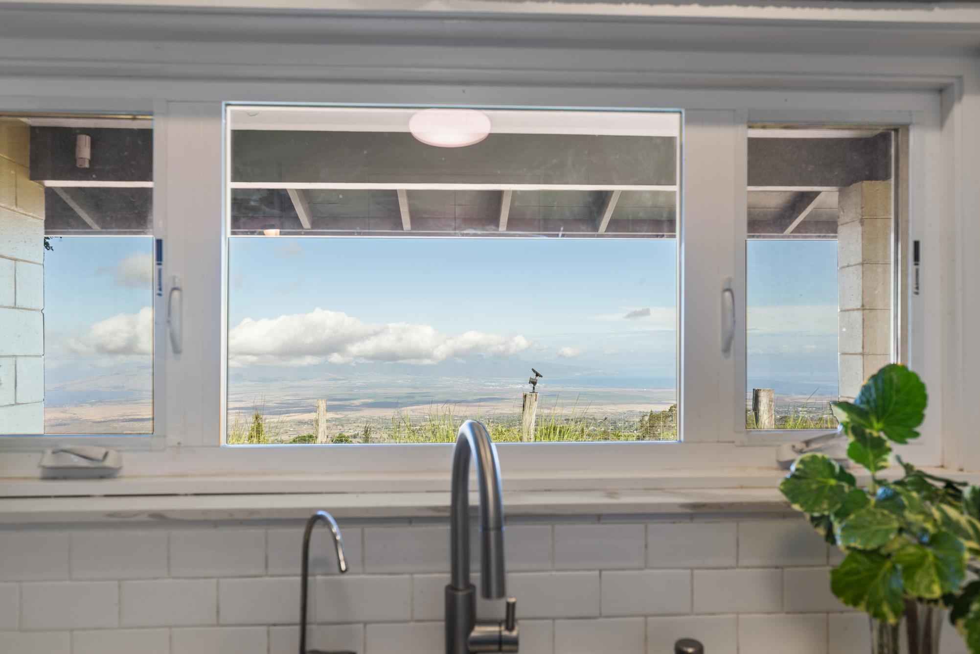 712  Upper Kimo Dr , Kula/Ulupalakua/Kanaio home - photo 6 of 50