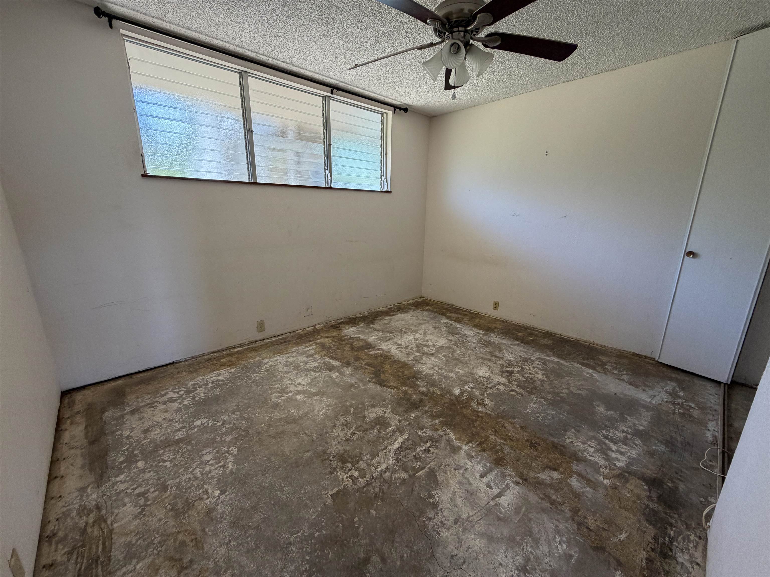 Wavecrest condo # A115, Kaunakakai, Hawaii - photo 15 of 33
