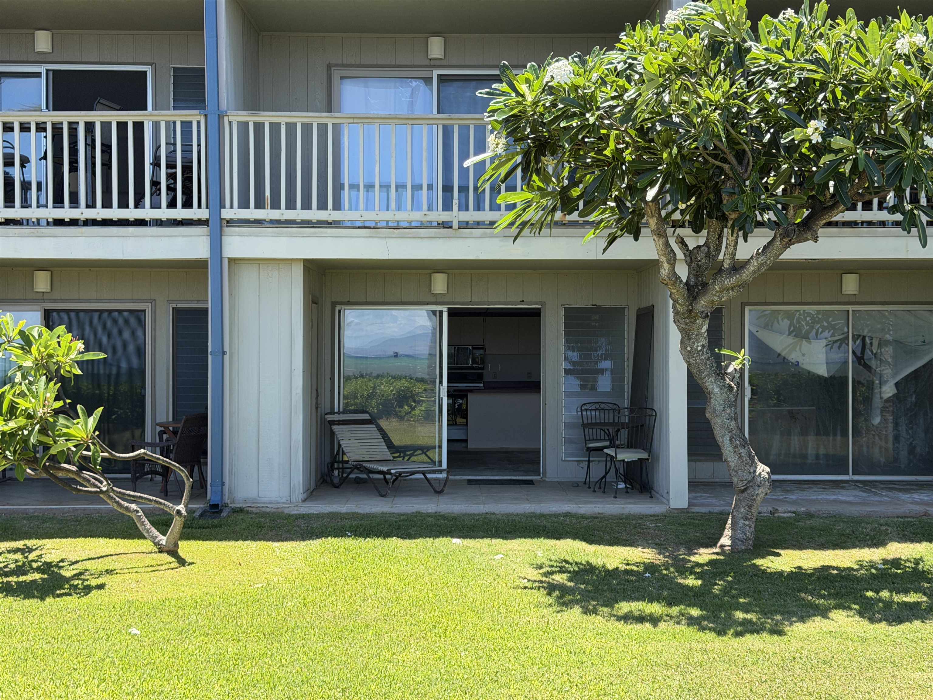 Wavecrest condo # A115, Kaunakakai, Hawaii - photo 6 of 33