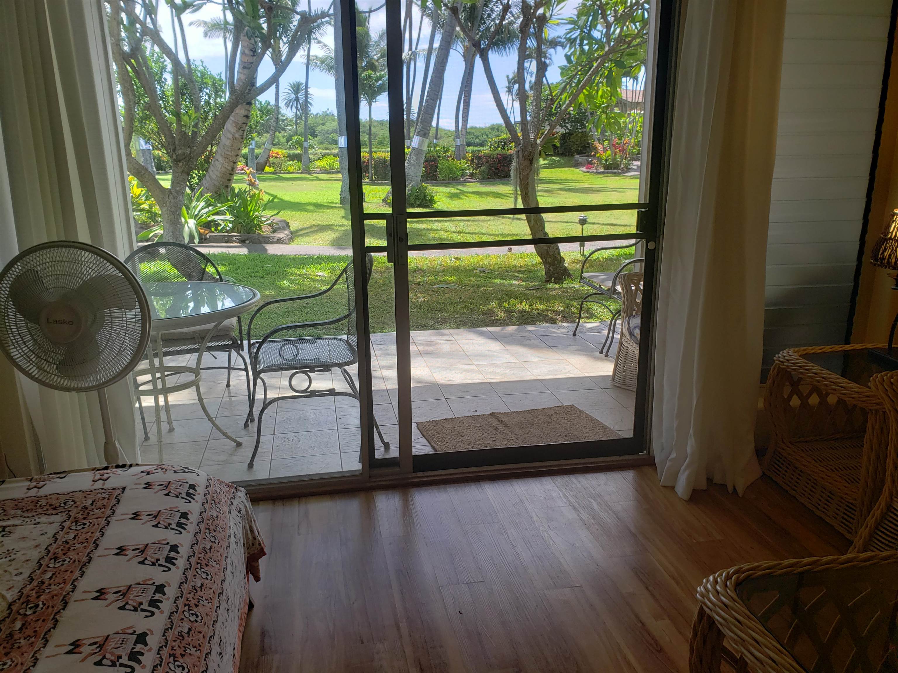 Wavecrest condo # B102, Kaunakakai, Hawaii - photo 27 of 28