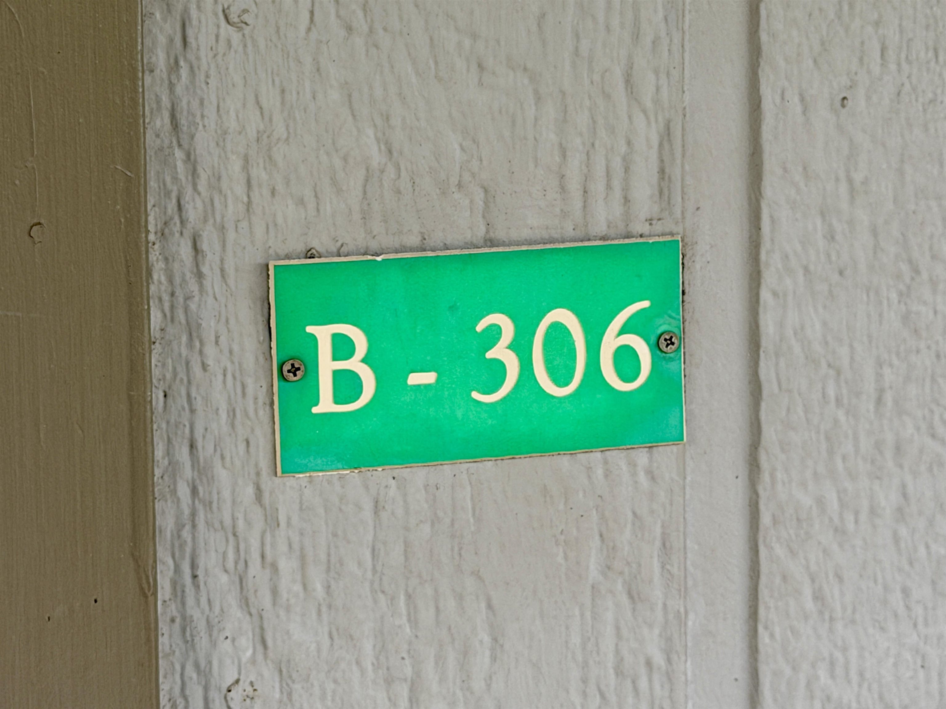 Wavecrest condo # B306, Kaunakakai, Hawaii - photo 4 of 33