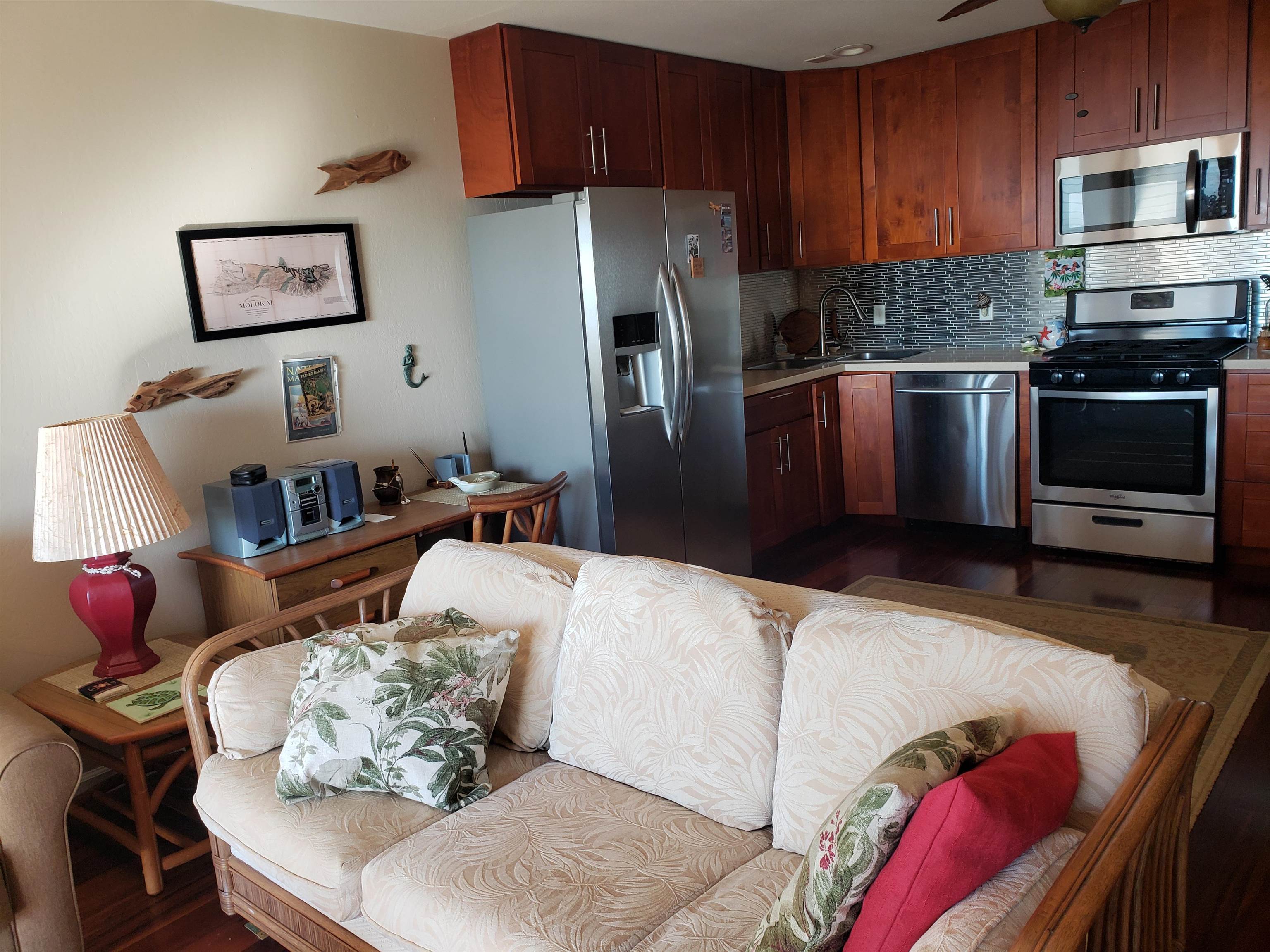 Wavecrest condo # C202, Kaunakakai, Hawaii - photo 5 of 23