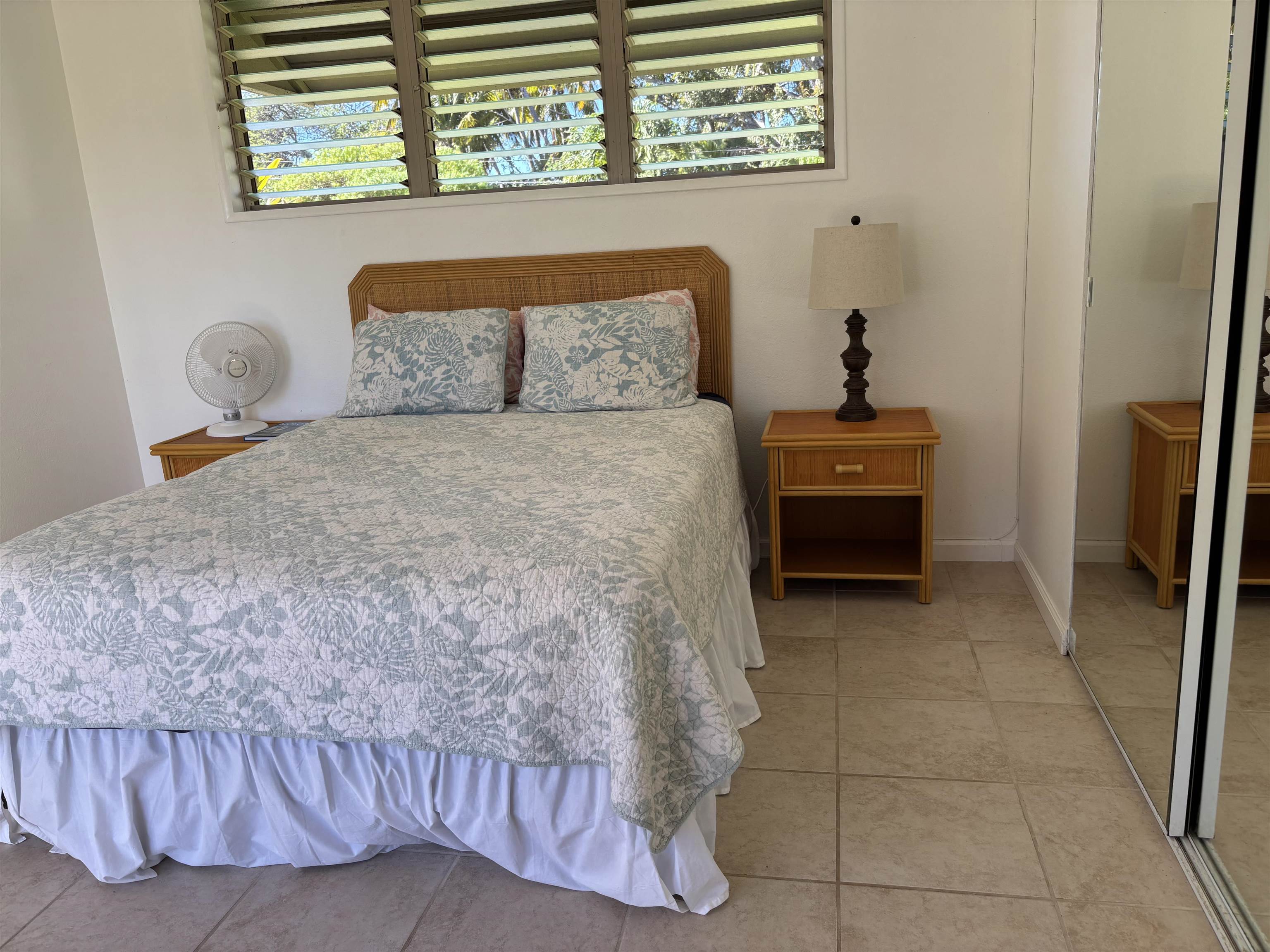 Wavecrest condo # B-110, Kaunakakai, Hawaii - photo 3 of 18