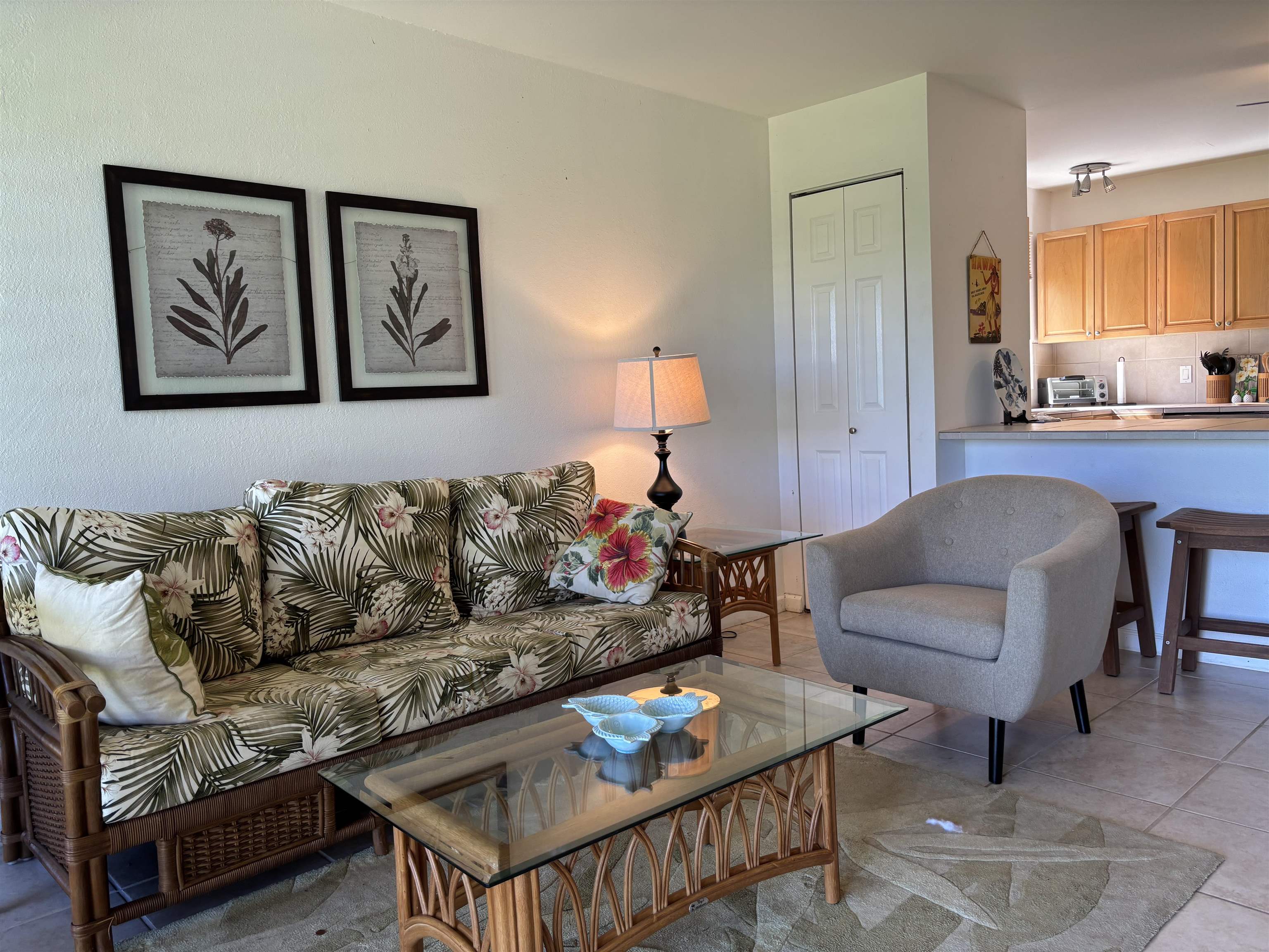 Wavecrest condo # B-110, Kaunakakai, Hawaii - photo 8 of 18