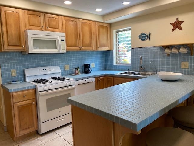 Wavecrest condo # B101, Kaunakakai, Hawaii - photo 5 of 13