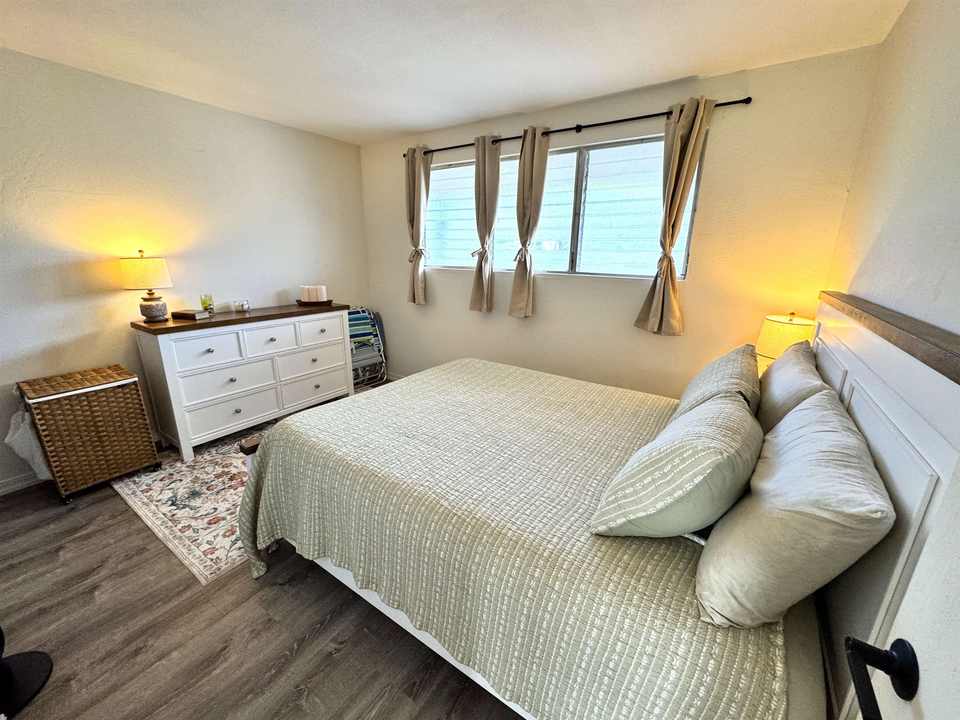 Wavecrest condo # B-304, Kaunakakai, Hawaii - photo 12 of 26