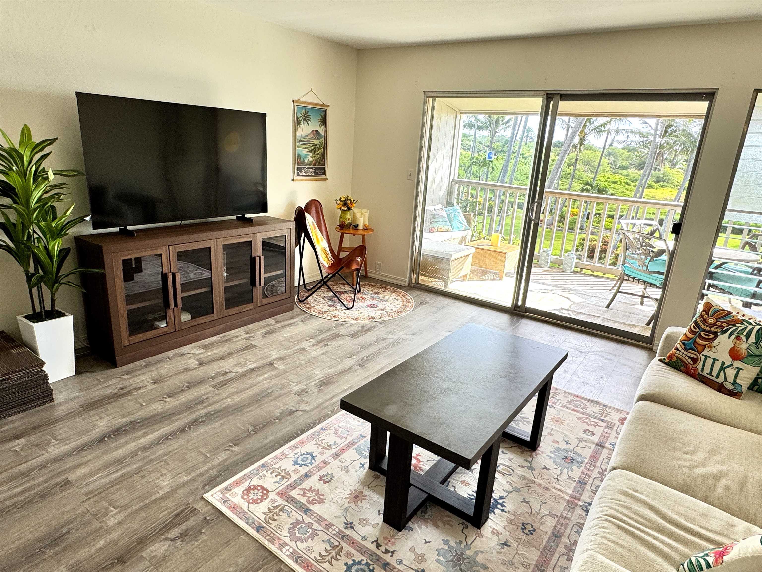 Wavecrest condo # B-304, Kaunakakai, Hawaii - photo 3 of 26