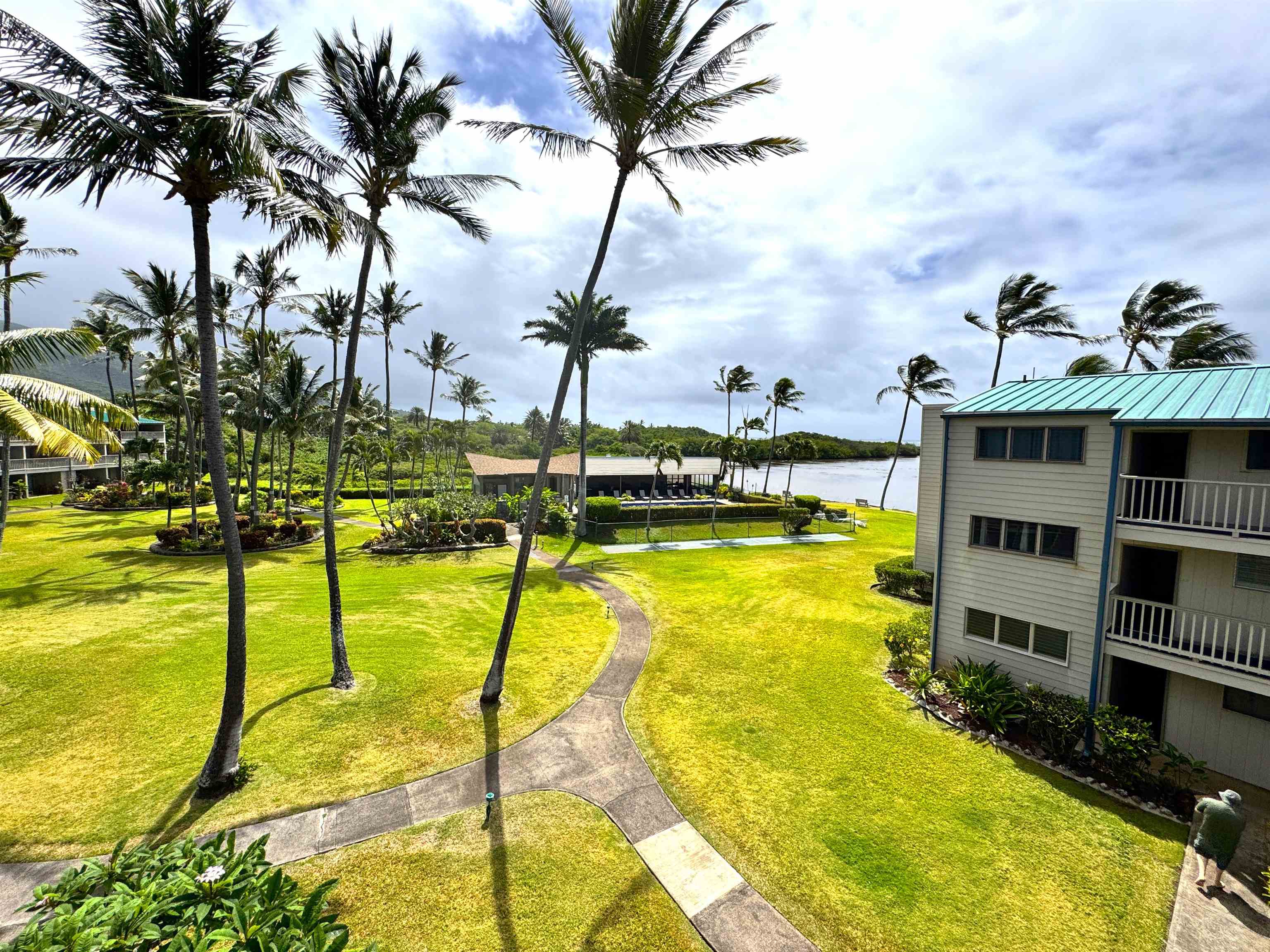 Wavecrest condo # B310, Kaunakakai, Hawaii - photo 25 of 34