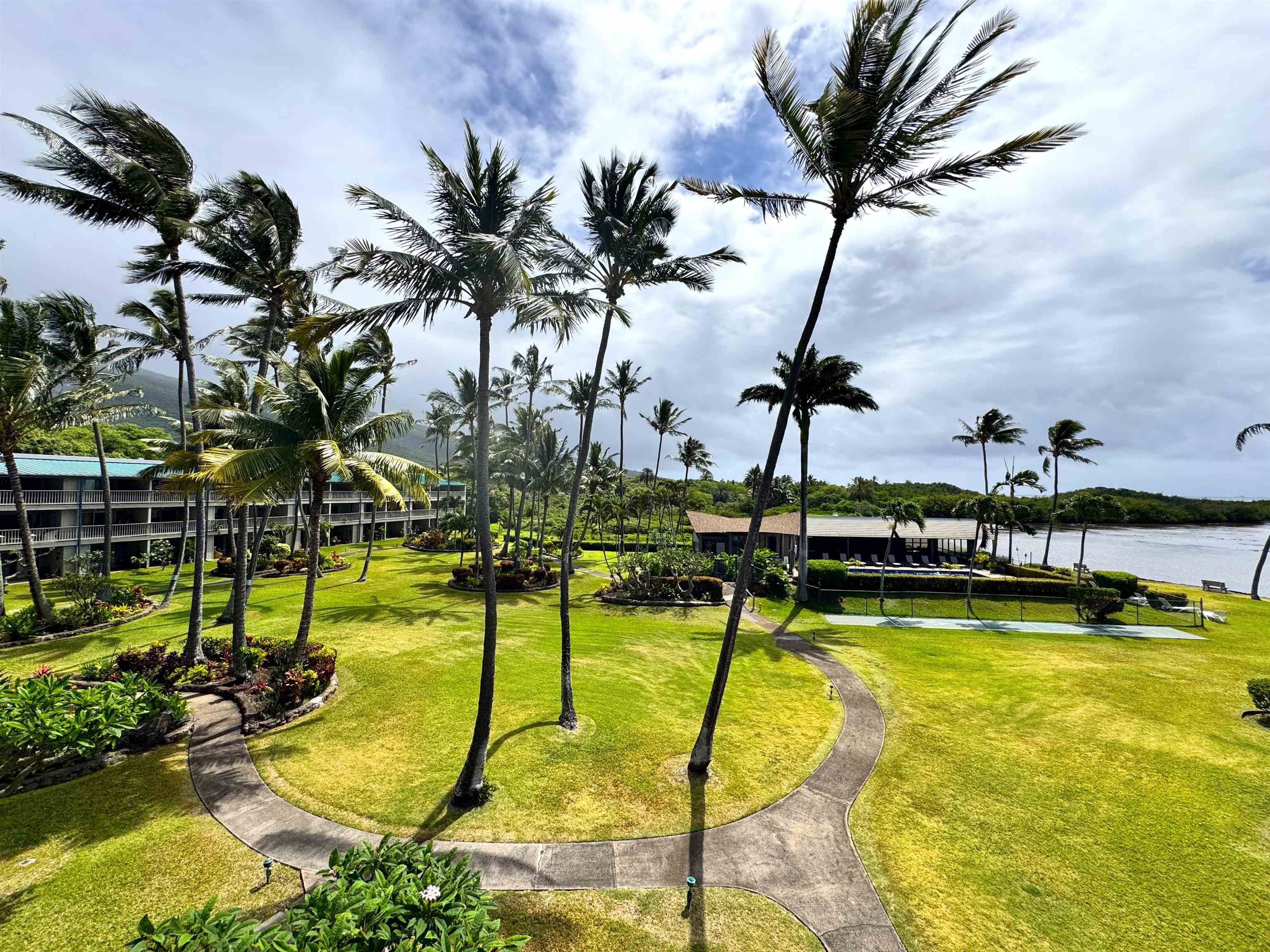 Wavecrest condo # B310, Kaunakakai, Hawaii - photo 26 of 34