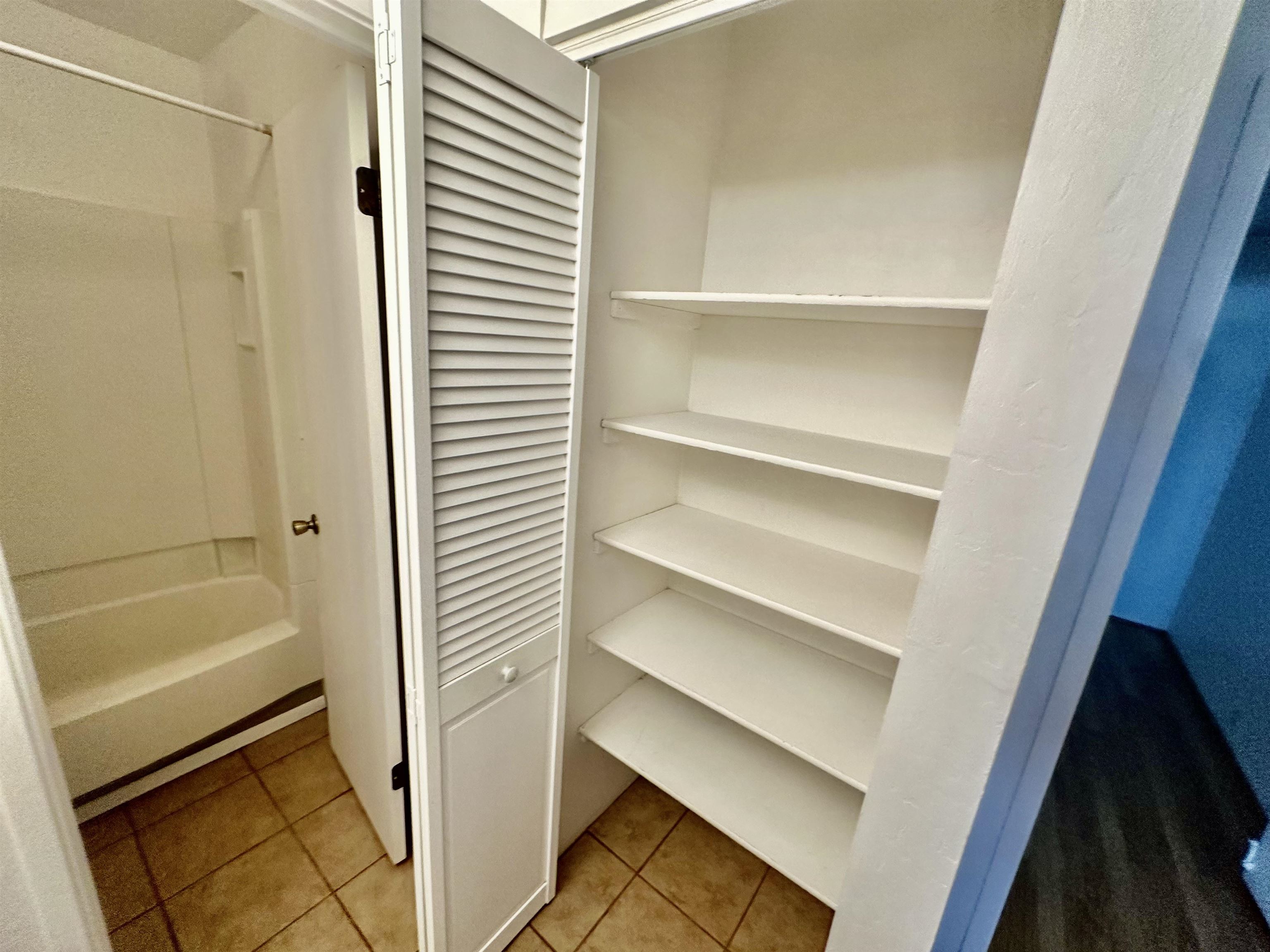 Wavecrest condo # C304, Kaunakakai, Hawaii - photo 17 of 37