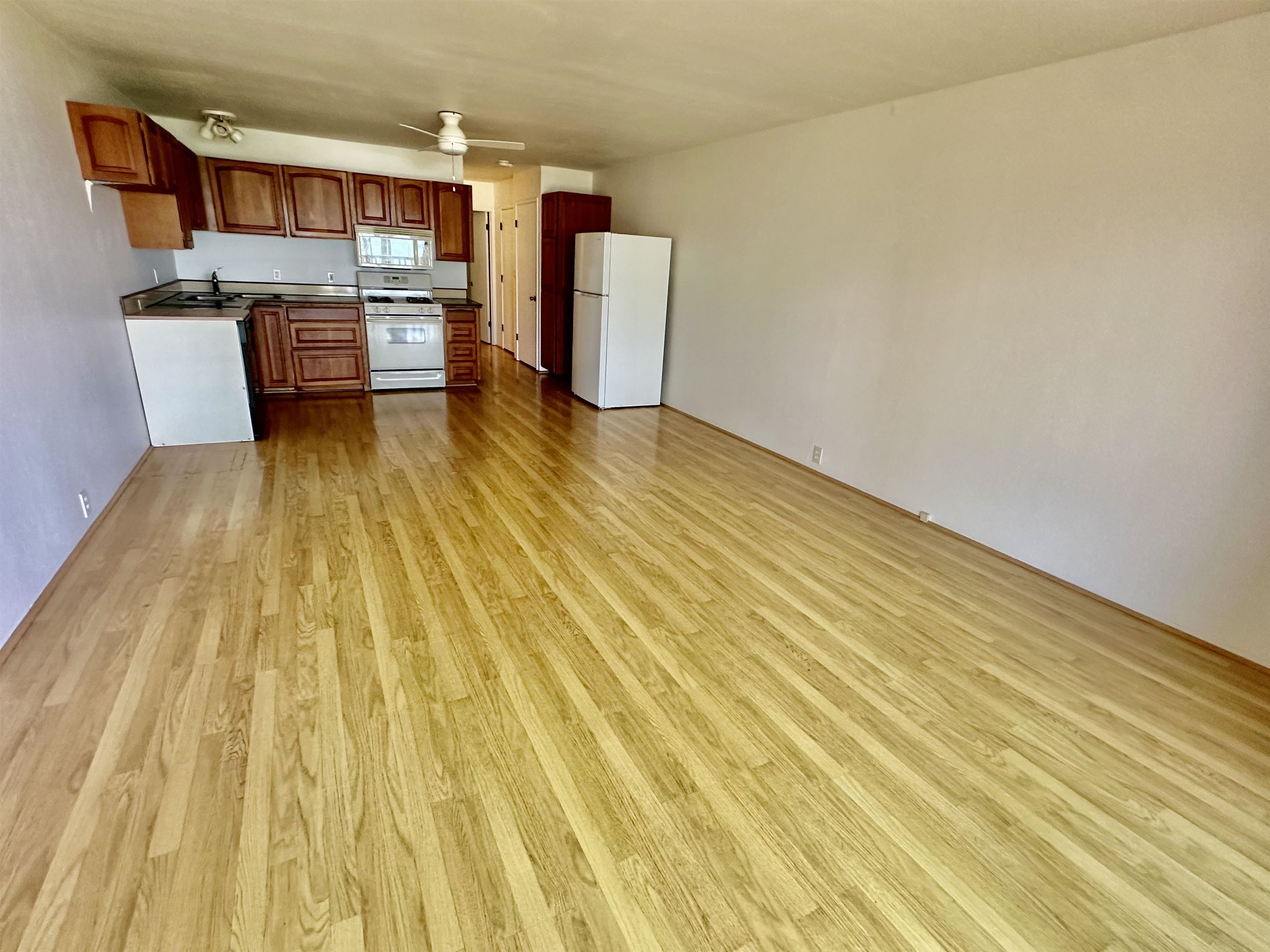 Wavecrest condo # C304, Kaunakakai, Hawaii - photo 8 of 37