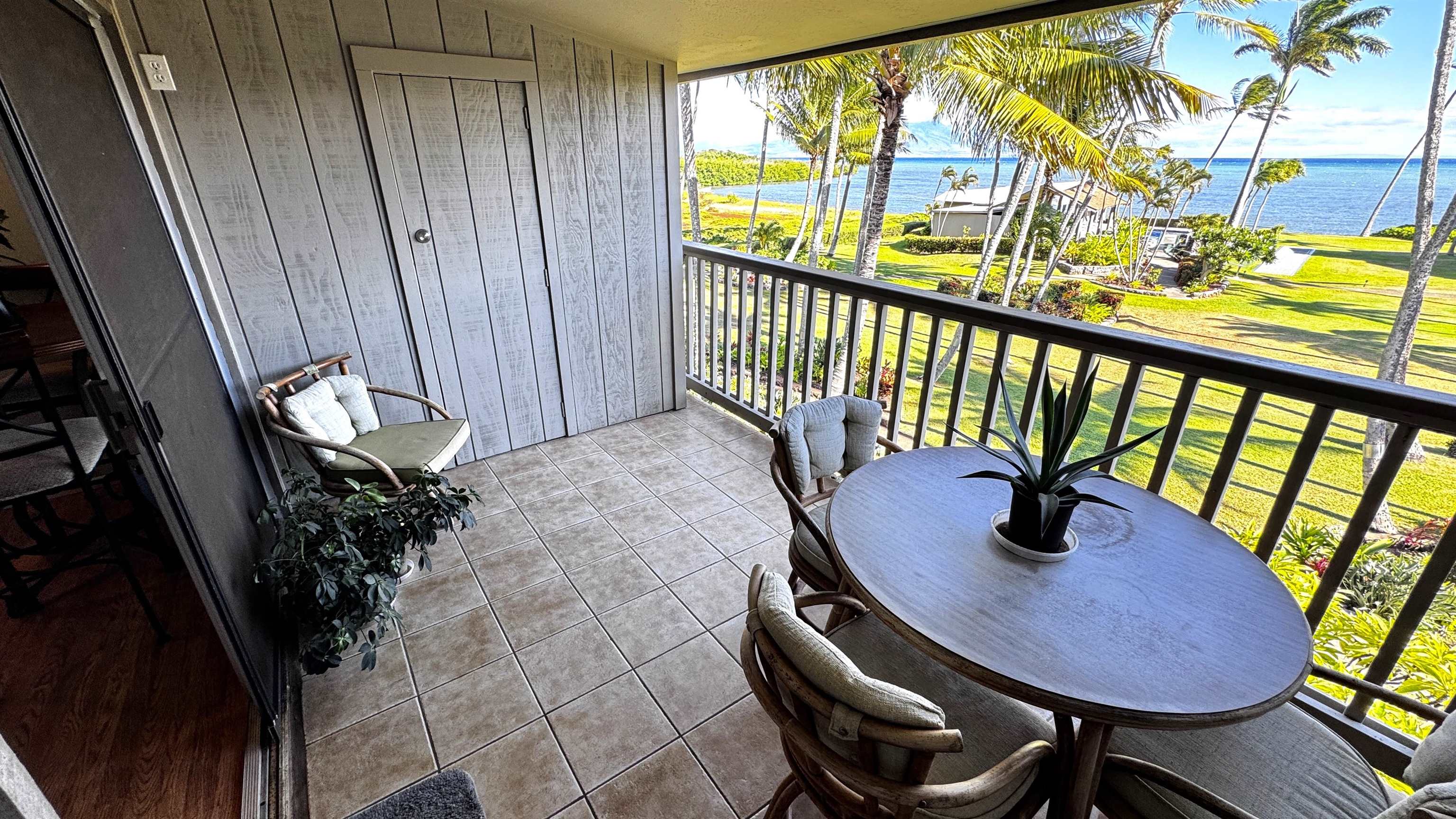 Wavecrest condo # C-312, Kaunakakai, Hawaii - photo 15 of 29