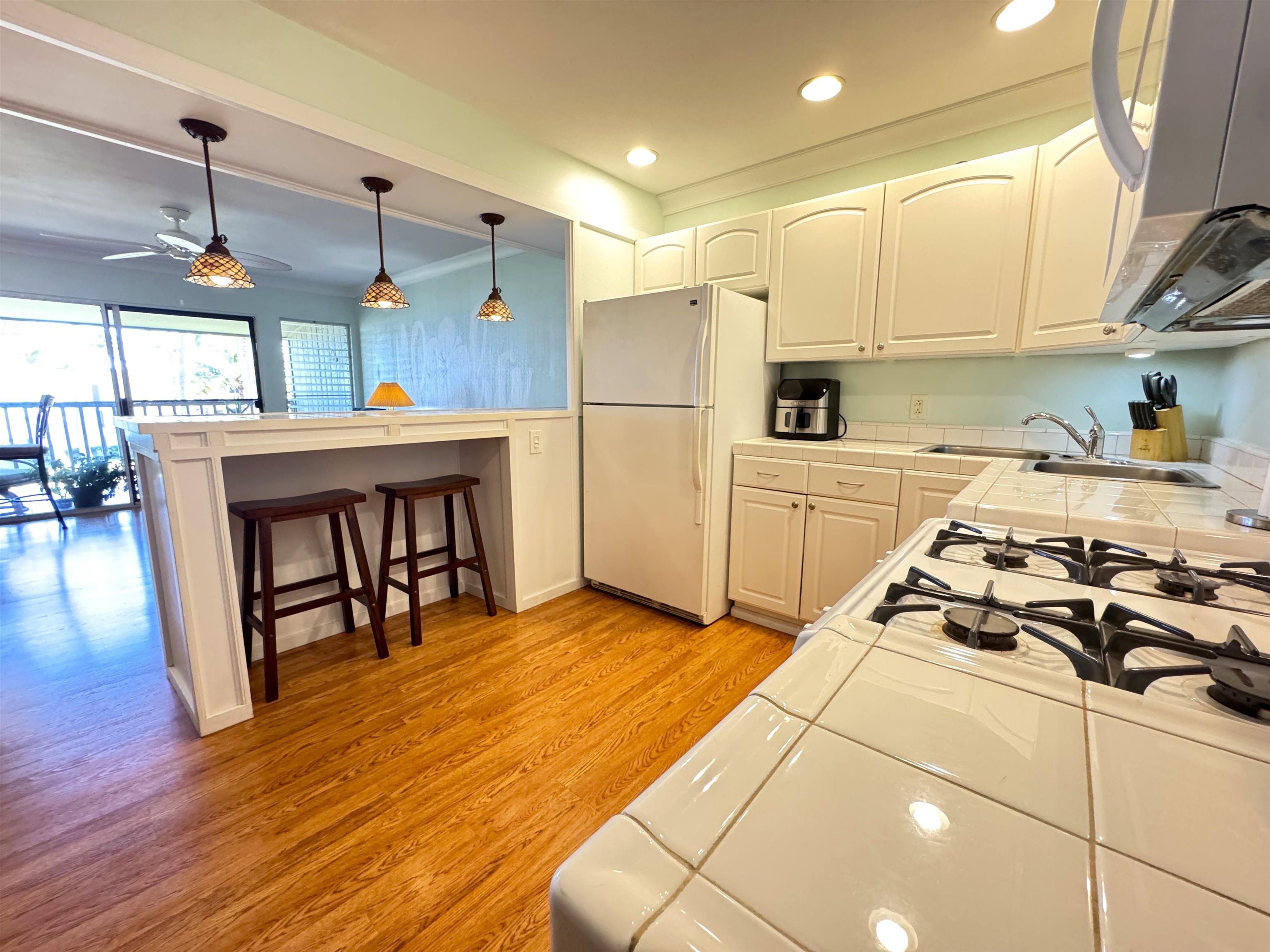 Wavecrest condo # C-312, Kaunakakai, Hawaii - photo 5 of 29