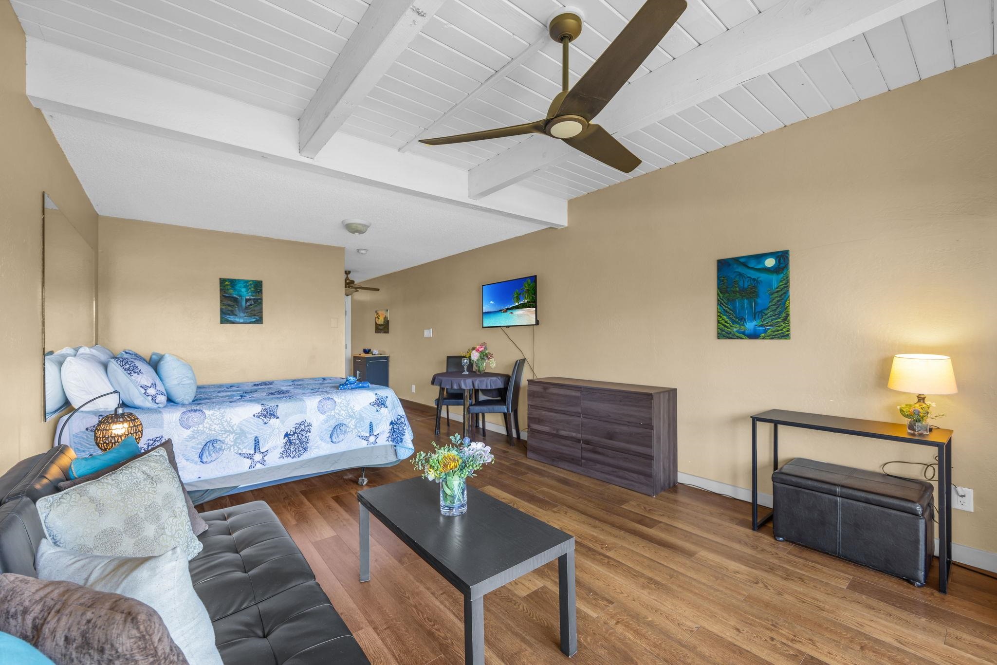 Kihei Bay Surf condo # 107, Kihei, Hawaii - photo 8 of 29