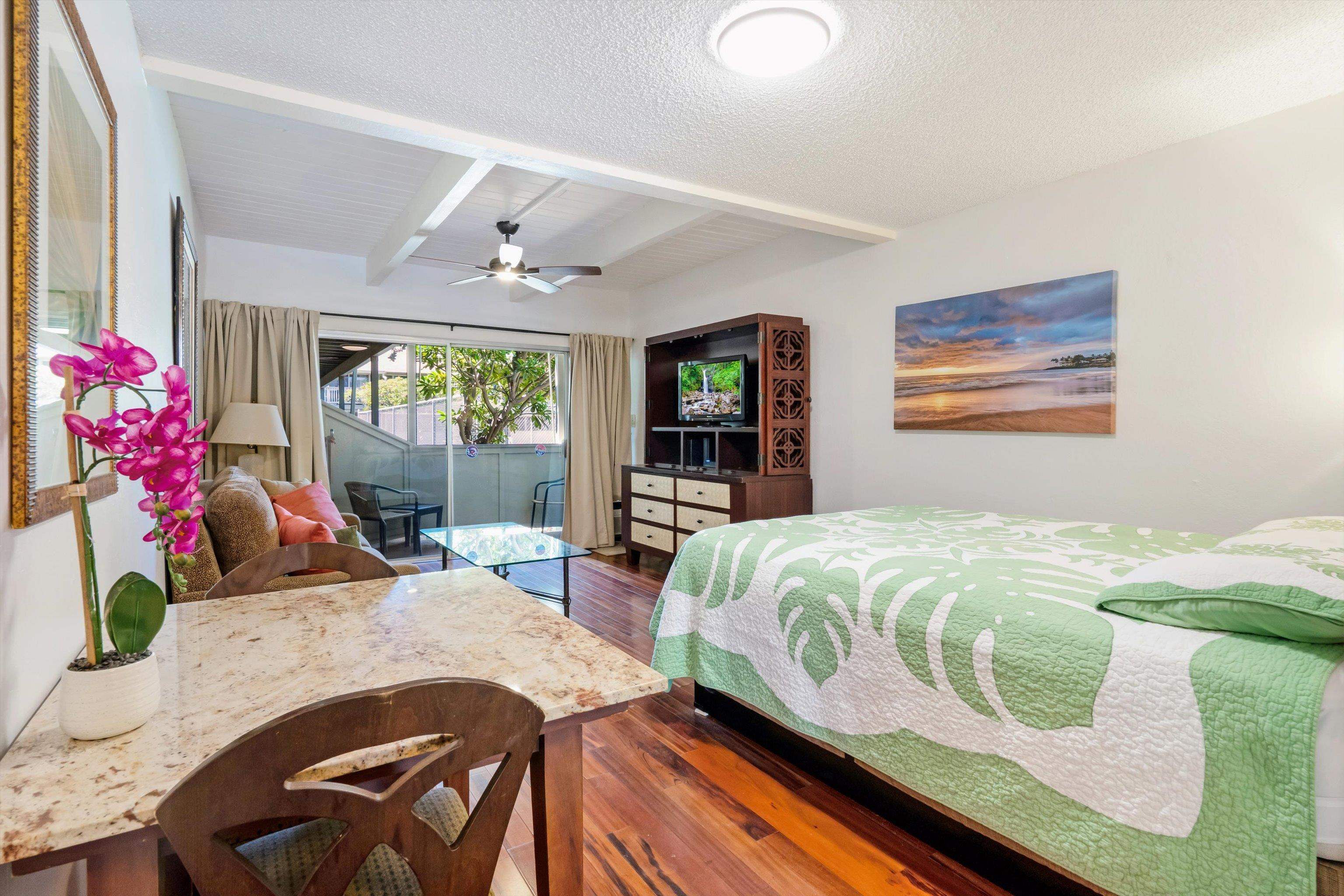 Kihei Bay Surf condo # B-120, Kihei, Hawaii - photo 6 of 24