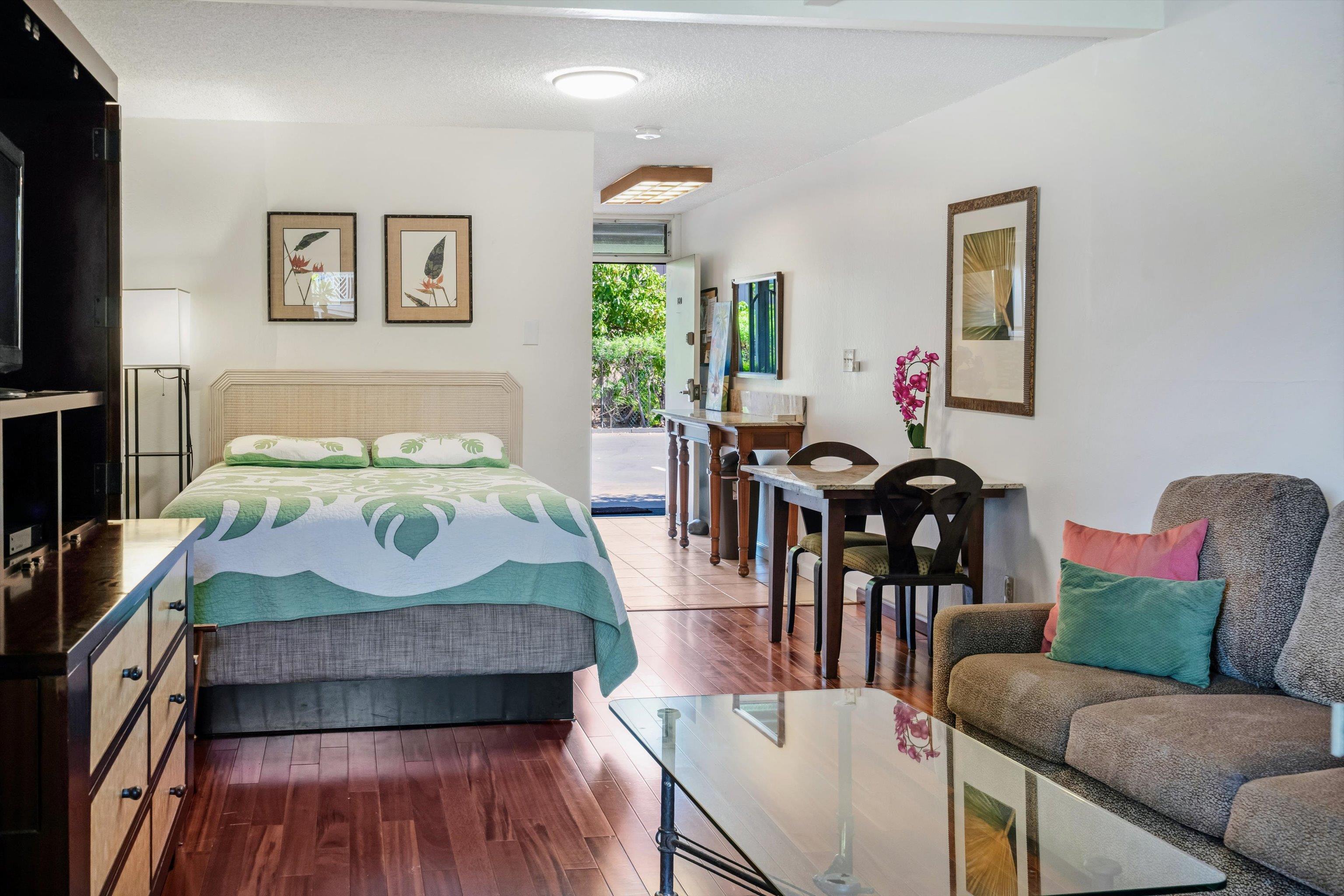 Kihei Bay Surf condo # B-120, Kihei, Hawaii - photo 9 of 24