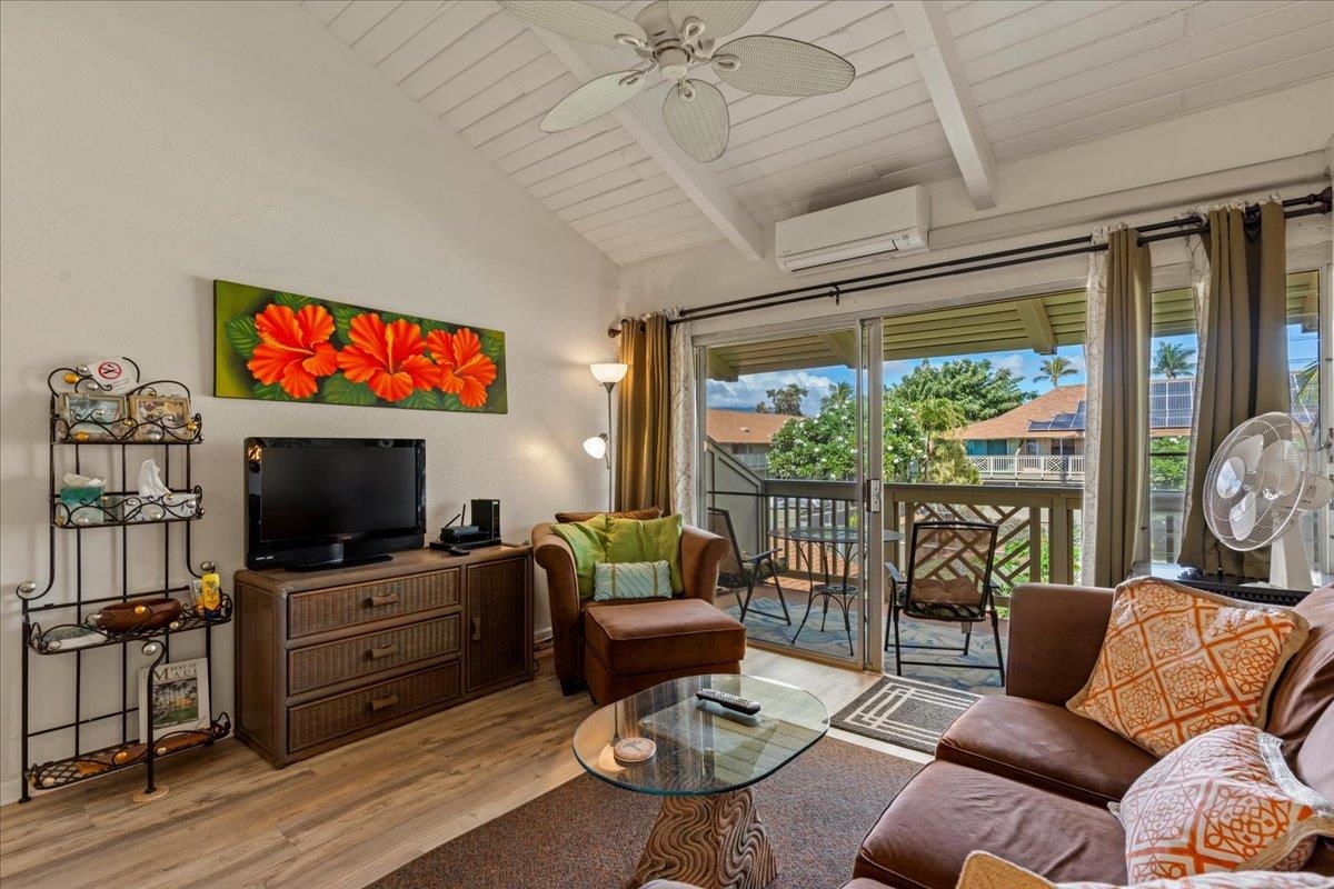 Kihei Bay Surf condo # D- 242, Kihei, Hawaii - photo 5 of 32