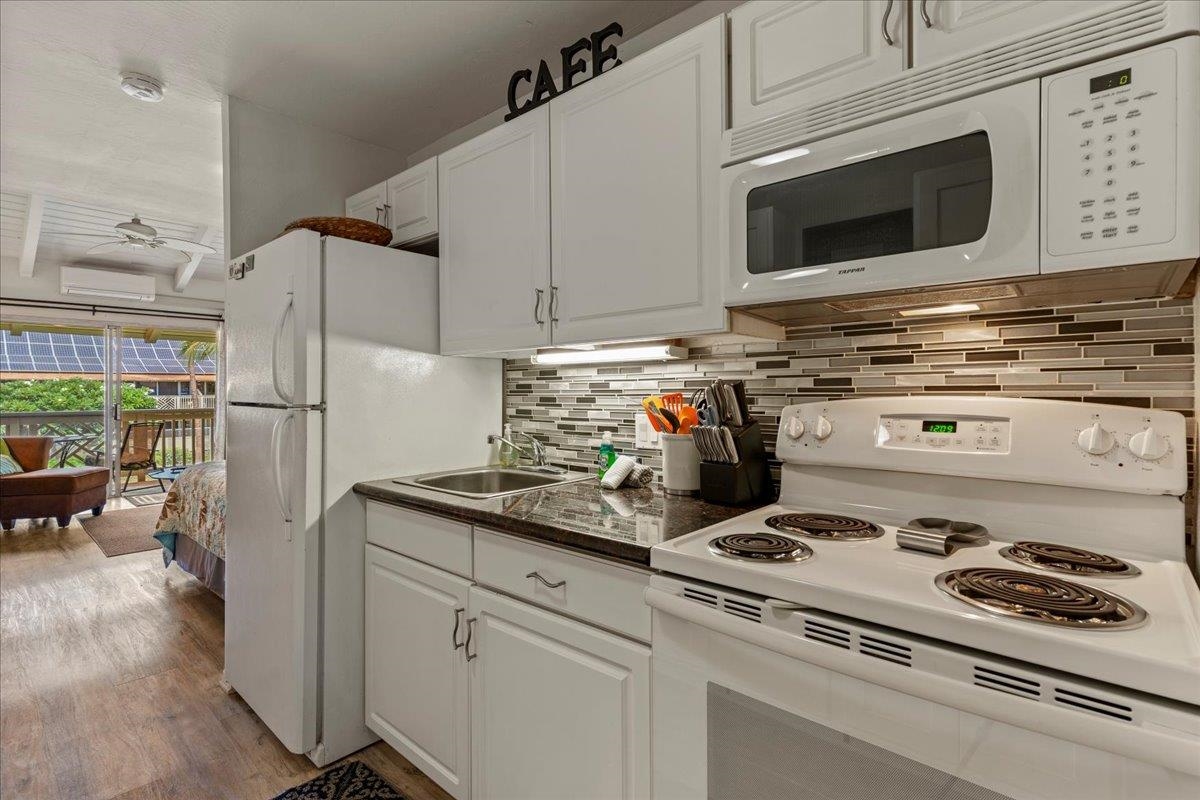 Kihei Bay Surf condo # D- 242, Kihei, Hawaii - photo 10 of 32