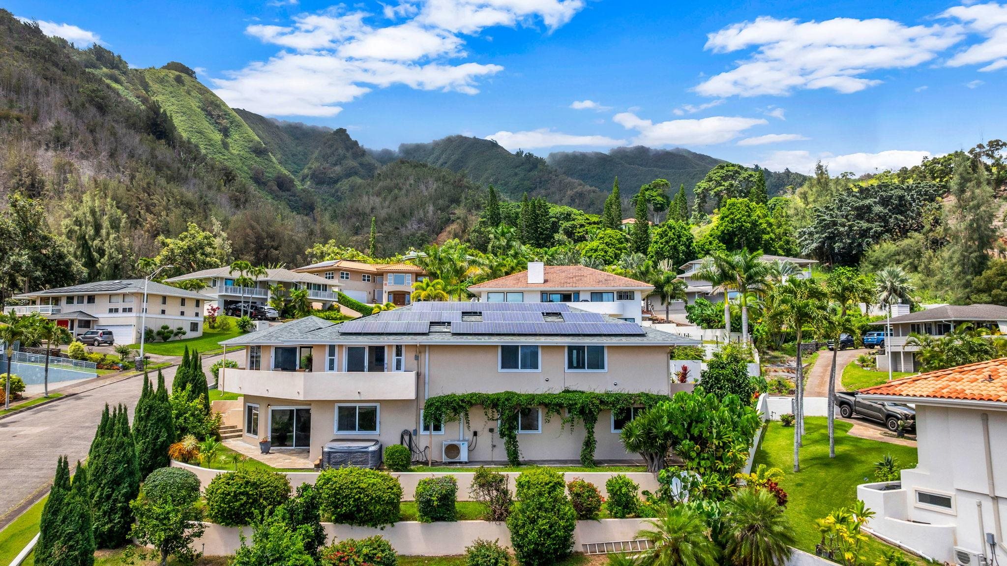 715  Uluhea Way Wailuku Heights, Wailuku home - photo 5 of 50