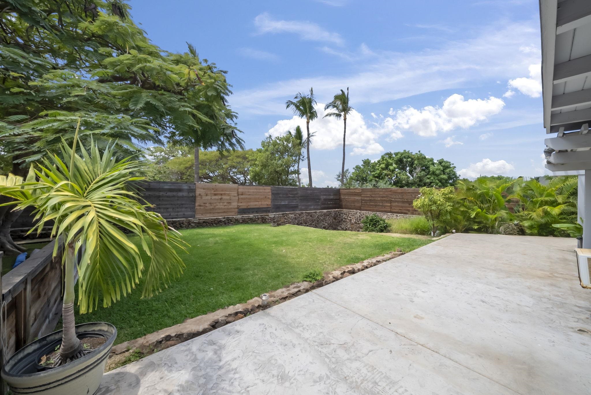 72  Kupuna St , Kihei home - photo 34 of 47