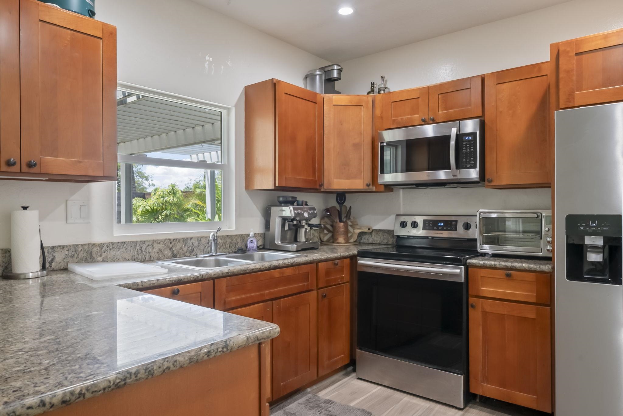 72  Kupuna St , Kihei home - photo 10 of 47