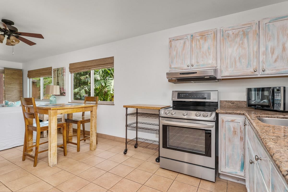 720  Hana Hwy Kuau, Spreckelsville/Paia/Kuau home - photo 28 of 46