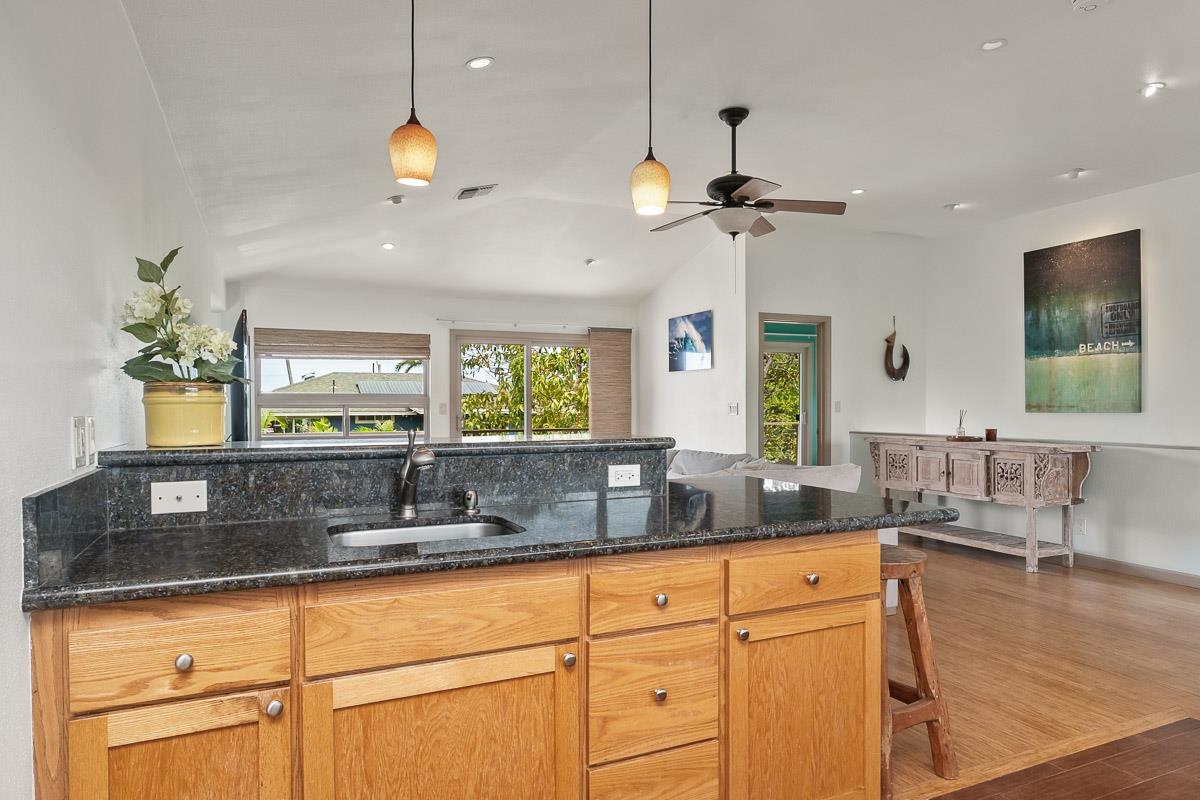 720  Hana Hwy Kuau, Spreckelsville/Paia/Kuau home - photo 5 of 44