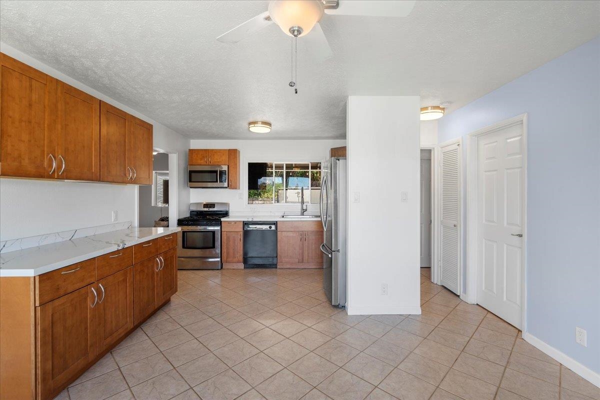 720  Kekona Pl Makawao, Makawao/Olinda/Haliimaile home - photo 12 of 42