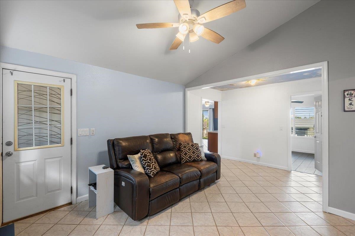 720  Kekona Pl Makawao, Makawao/Olinda/Haliimaile home - photo 6 of 42