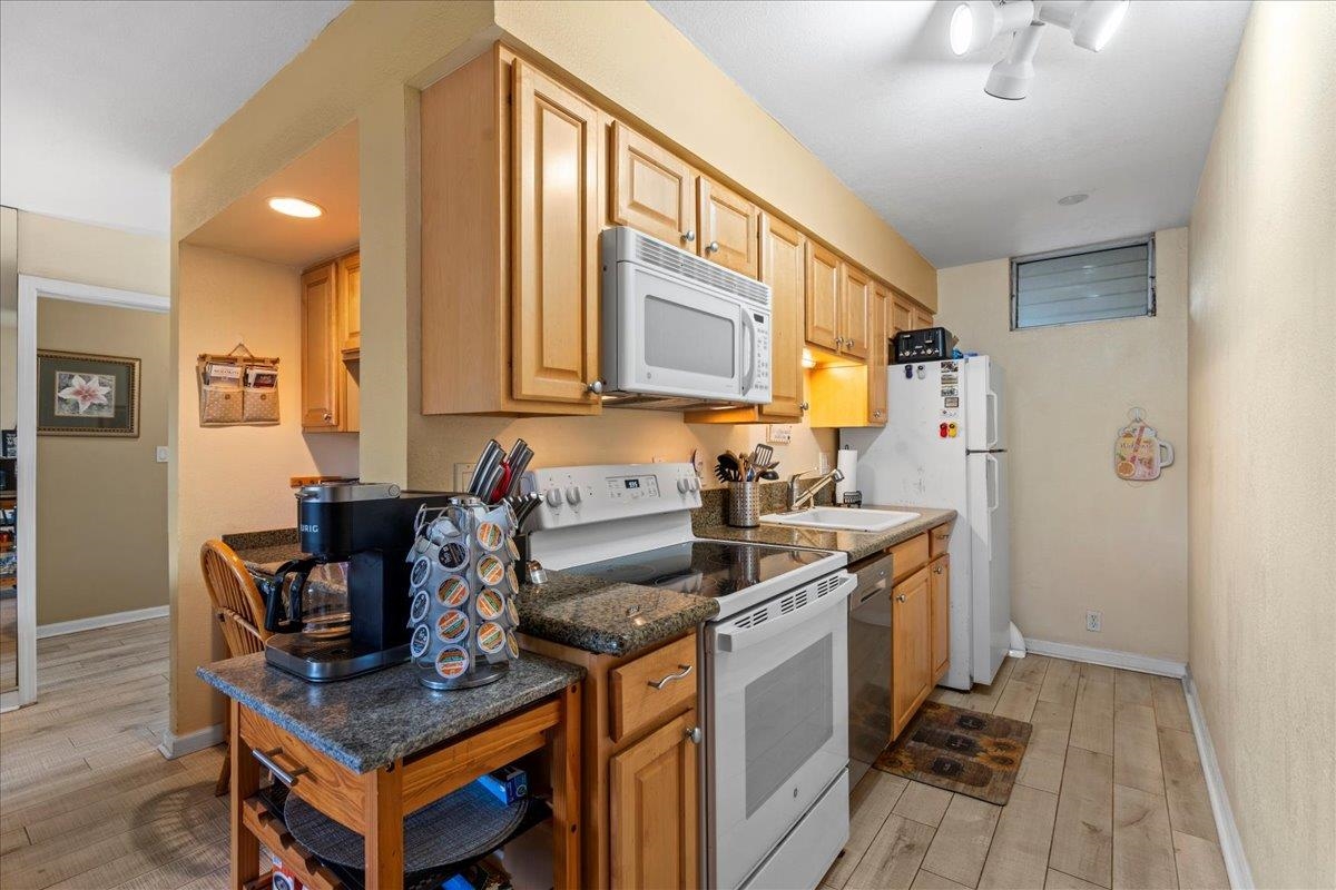 Nani Kai Hale condo # 204, Kihei, Hawaii - photo 8 of 30