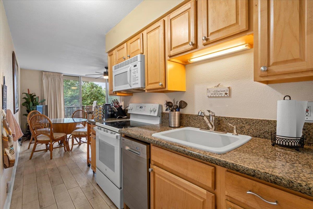 Nani Kai Hale condo # 204, Kihei, Hawaii - photo 10 of 30