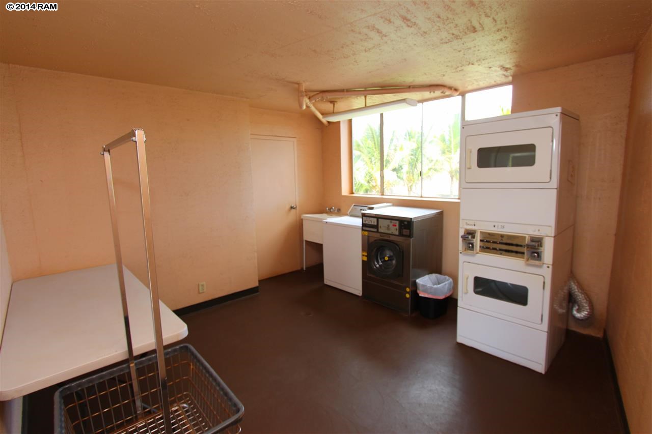 Nani Kai Hale condo # 303, Kihei, Hawaii - photo 25 of 29