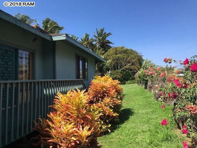 7380  Kamehameha V Hwy Ualapue, Molokai home - photo 4 of 30