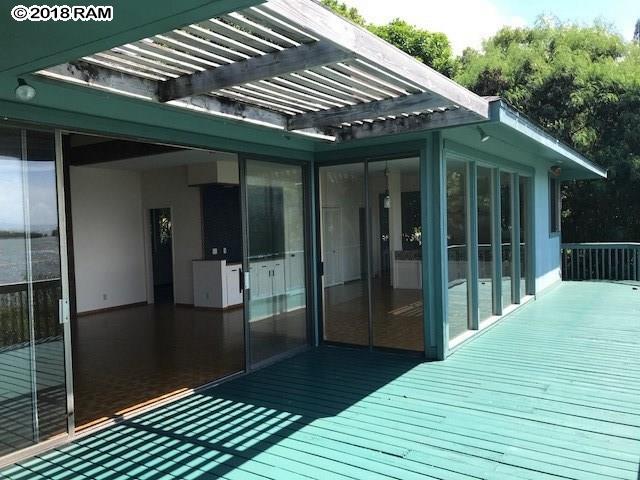 7380  Kamehameha V Hwy Ualapue, Molokai home - photo 5 of 30