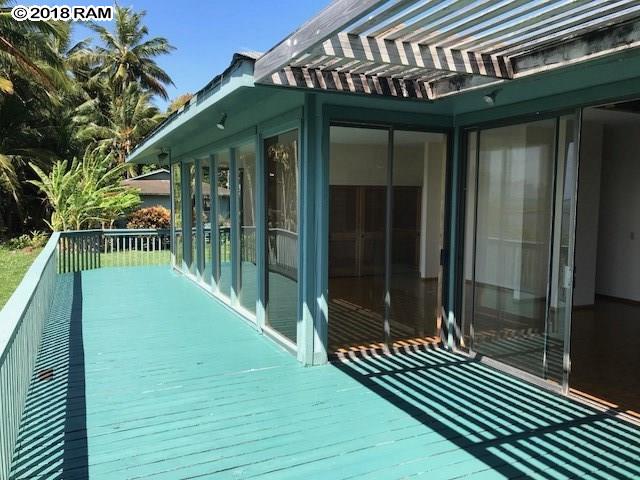 7380  Kamehameha V Hwy Ualapue, Molokai home - photo 6 of 30