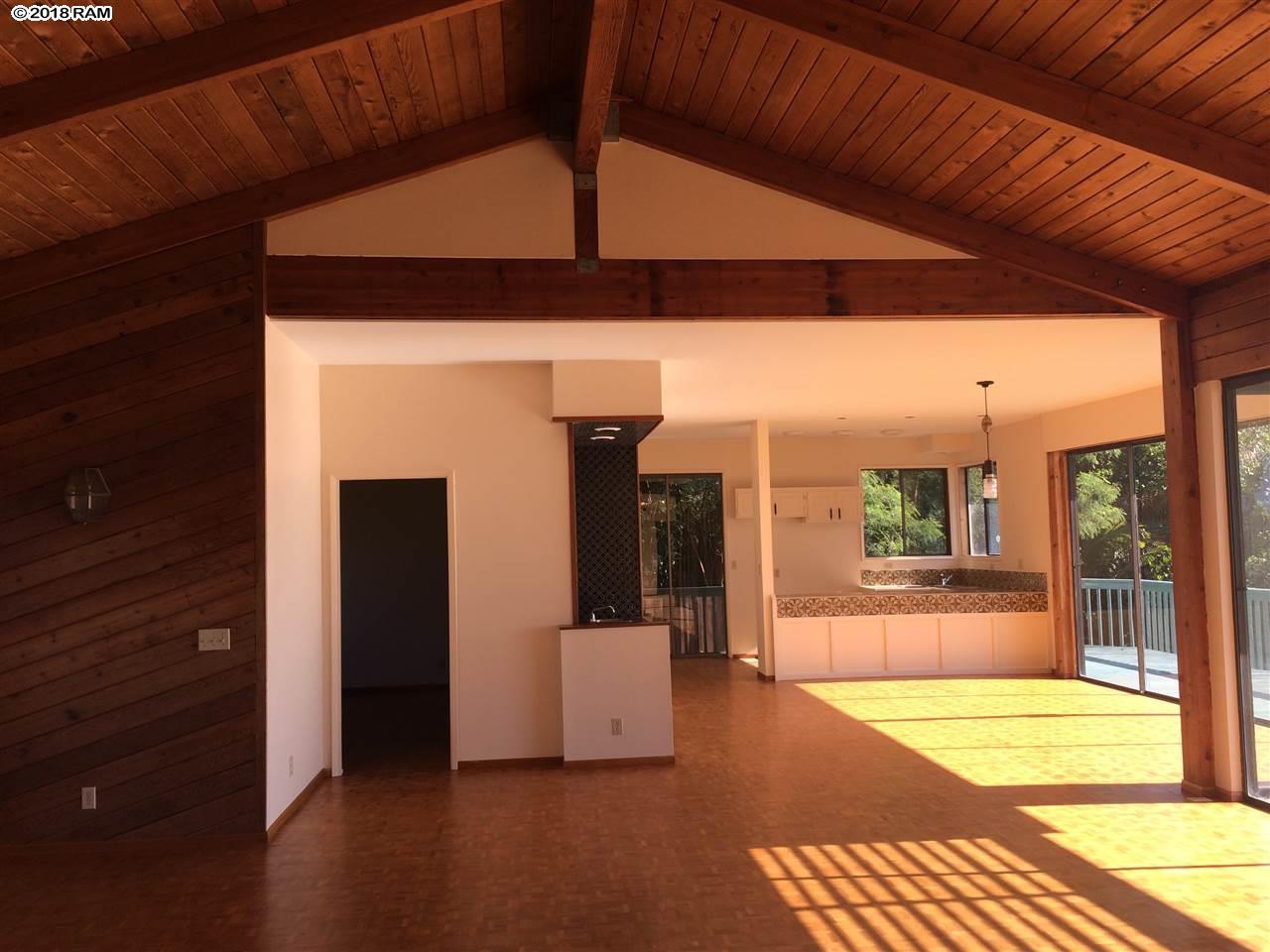 7380  Kamehameha V Hwy Ualapue, Molokai home - photo 10 of 30