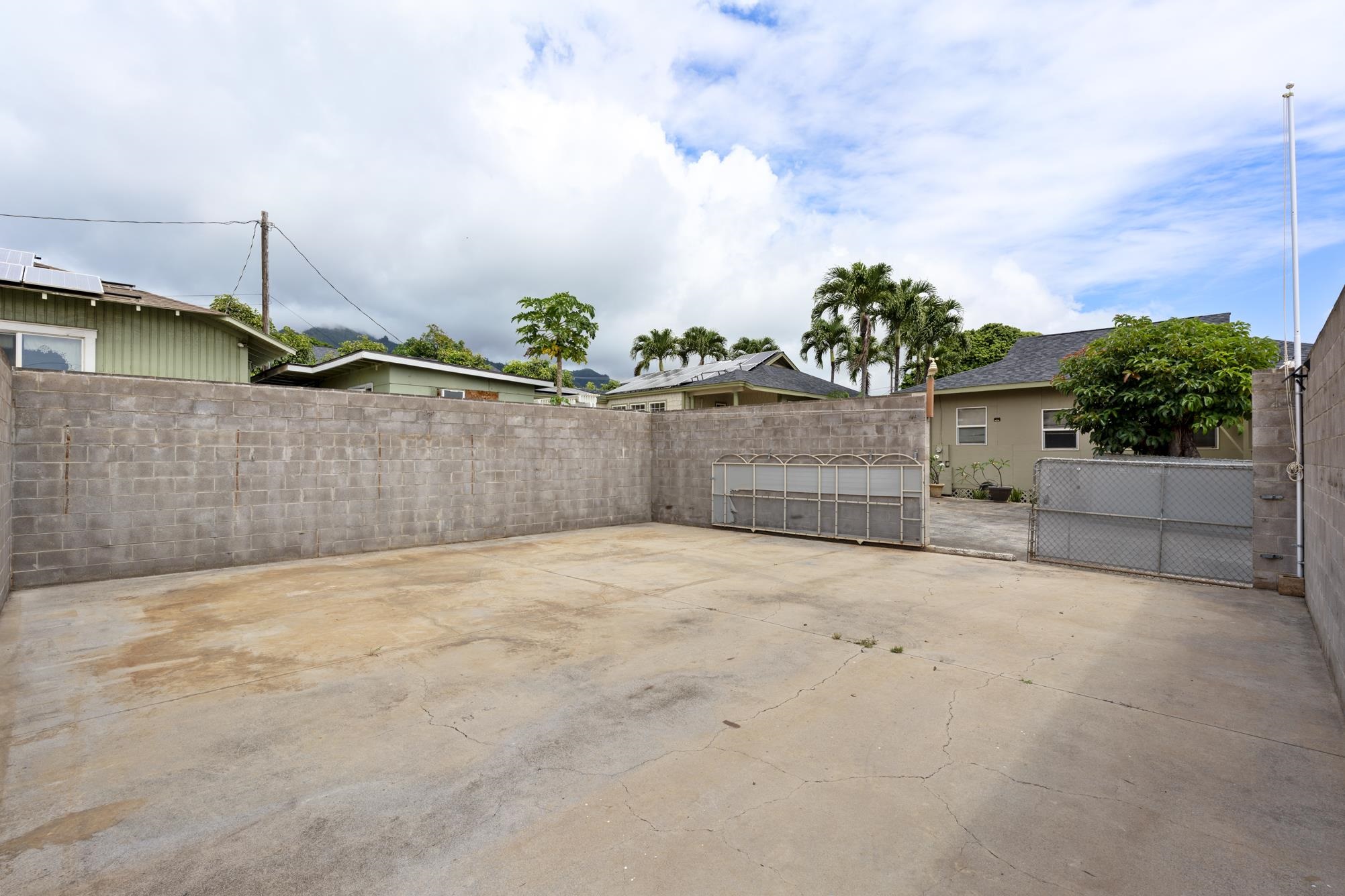 73A  Maluhia Dr Wailuku, Wailuku home - photo 39 of 46