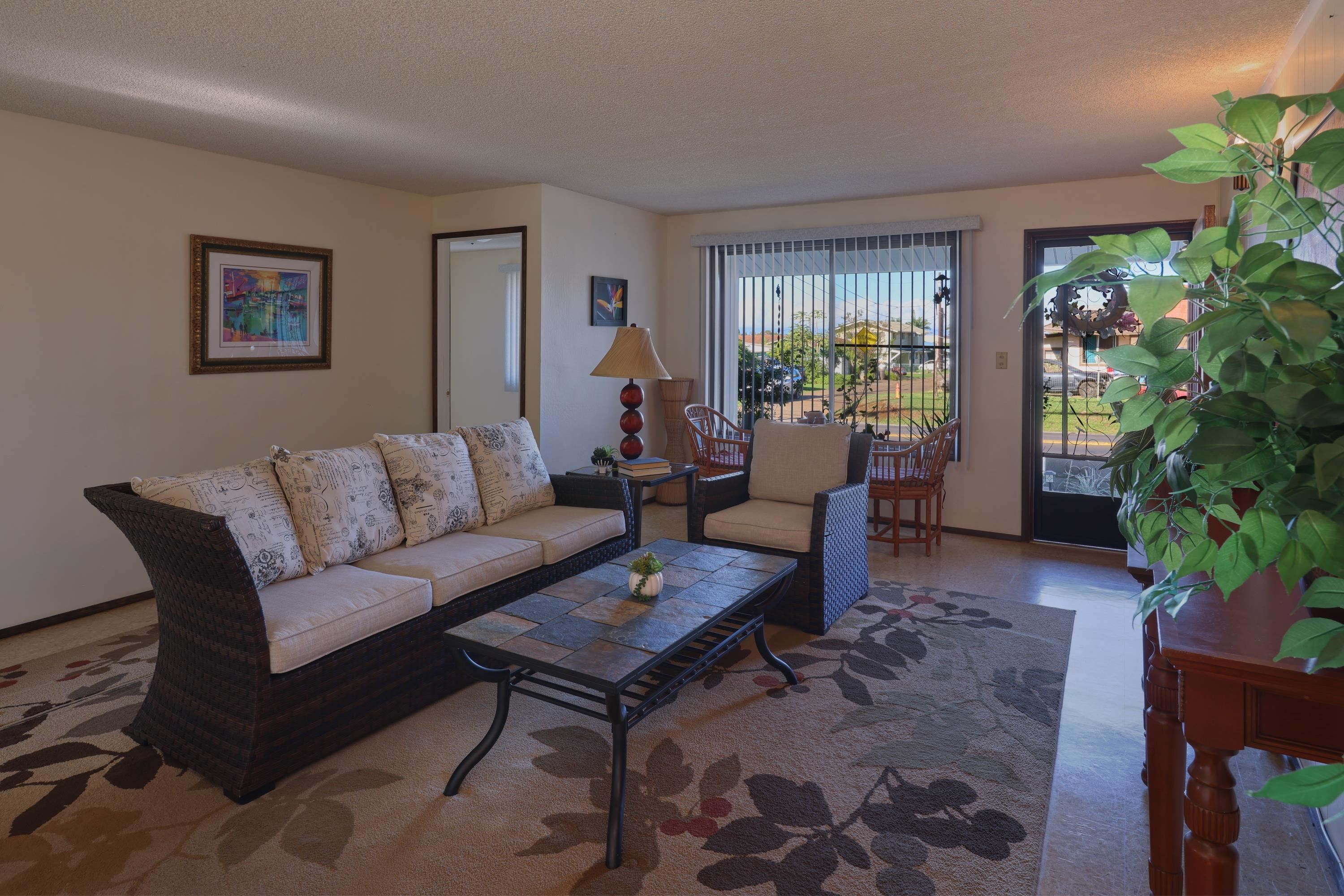 740  Makawao Ave , Makawao/Olinda/Haliimaile home - photo 3 of 39