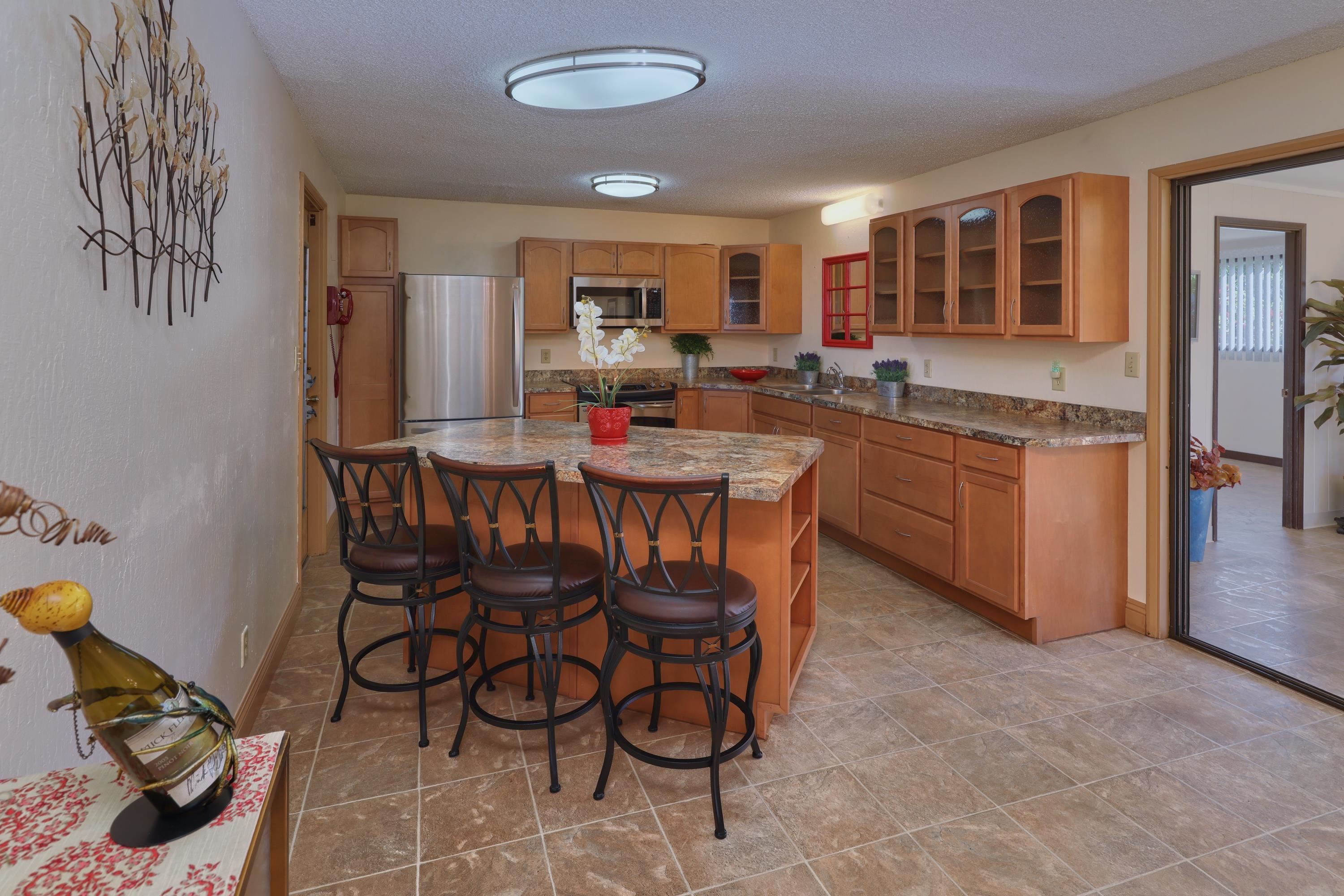 740  Makawao Ave , Makawao/Olinda/Haliimaile home - photo 32 of 39